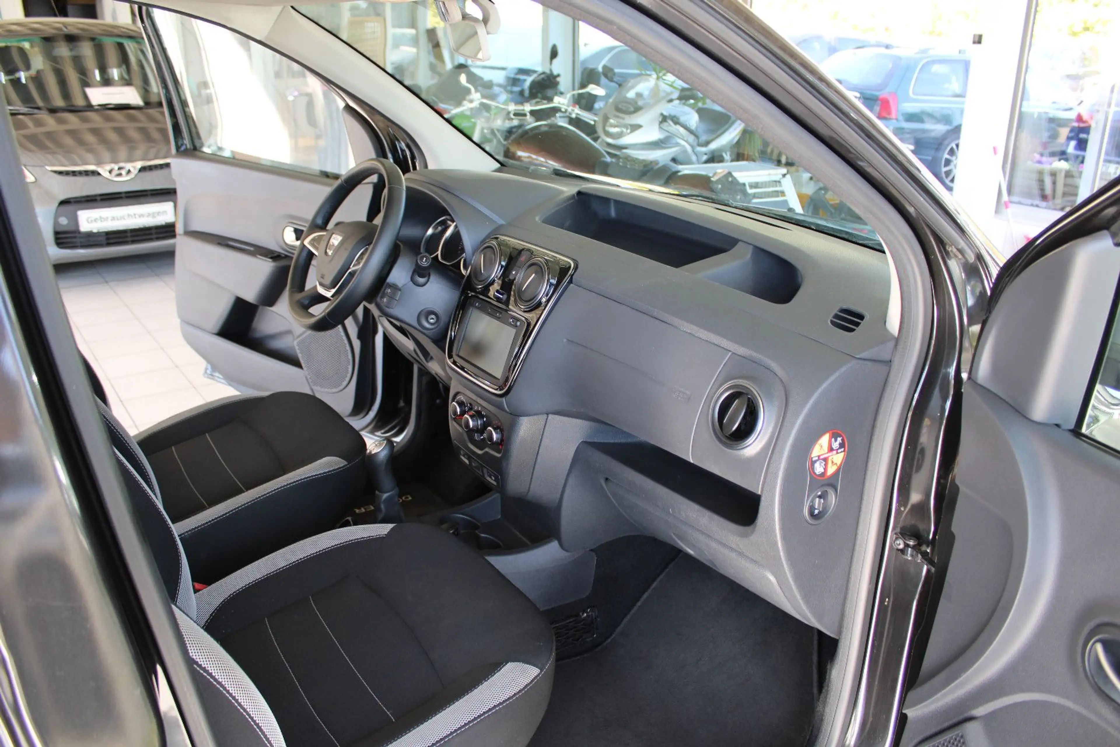 Dacia Dokker Stepway KLIMA SITZHEIZUNG PDC 1.HAND — photo 12