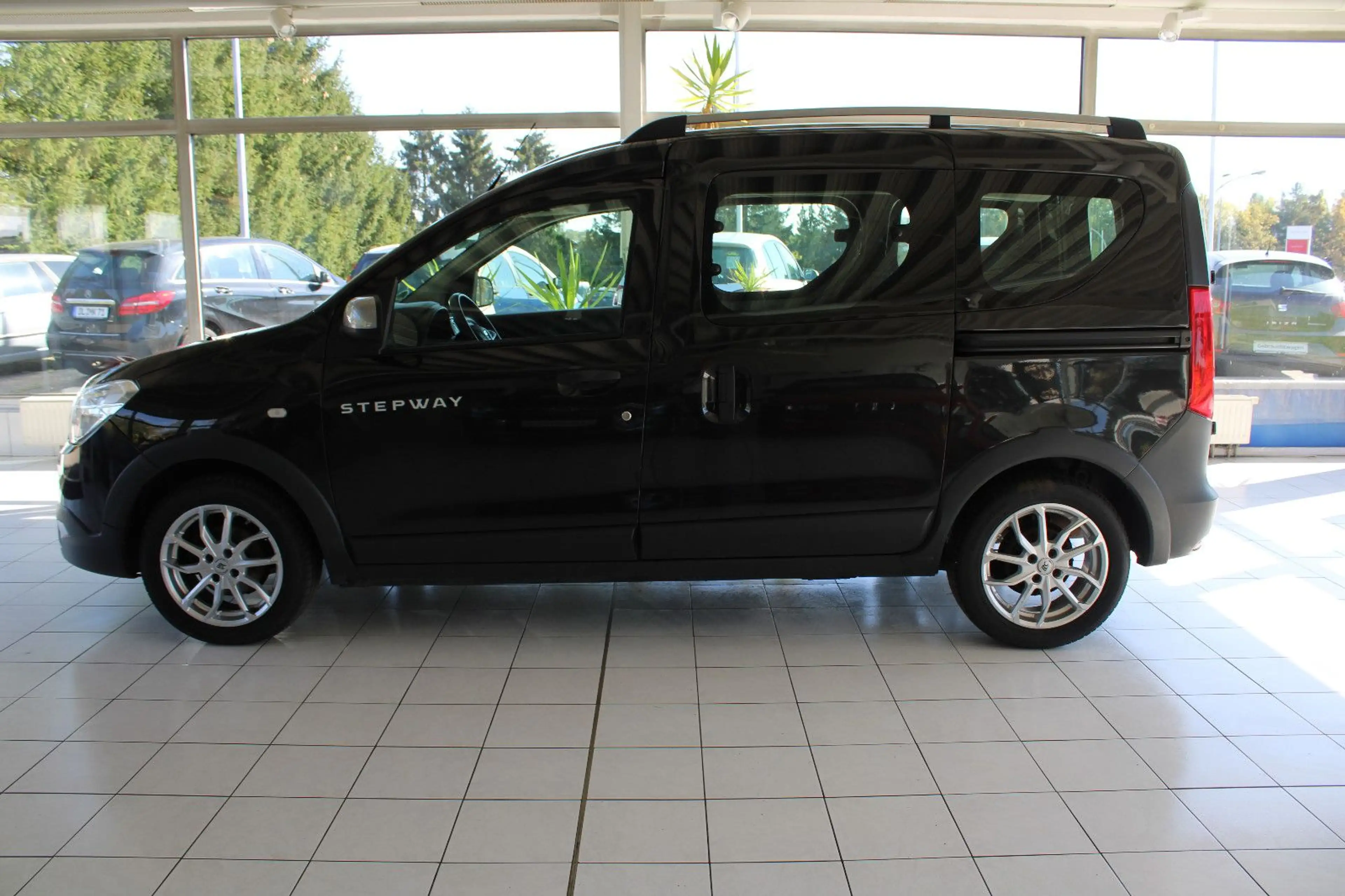 Dacia Dokker Stepway KLIMA SITZHEIZUNG PDC 1.HAND — photo 7