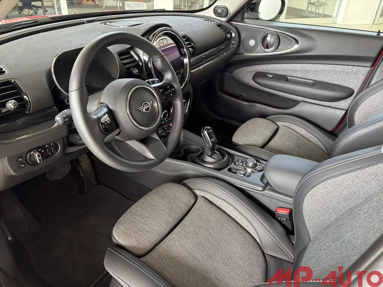 MINI Cooper Clubman Cooper automatica SOLO 20000 KM 10