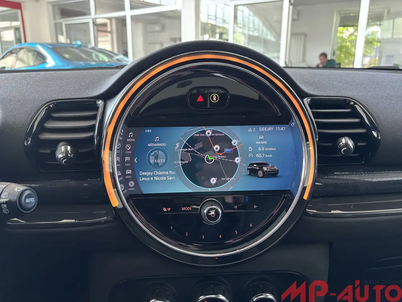 MINI Cooper Clubman Cooper automatica SOLO 20000 KM 16