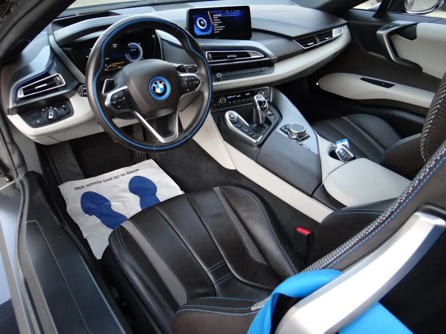 BMW i8 Negro - 2