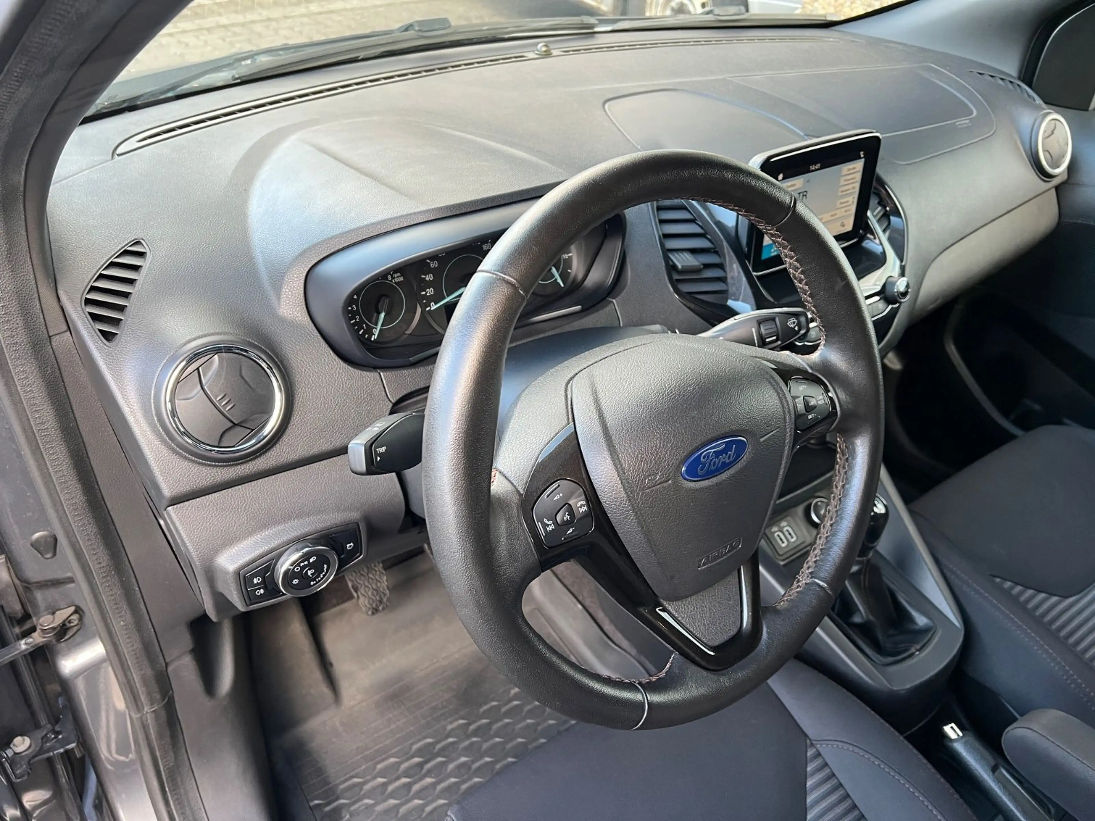 Ford Ka/Ka+ KA+ Active 1.2*KLIMAA-*SITZ-HZG*MFL*TEMPO*2HAND* — photo 12