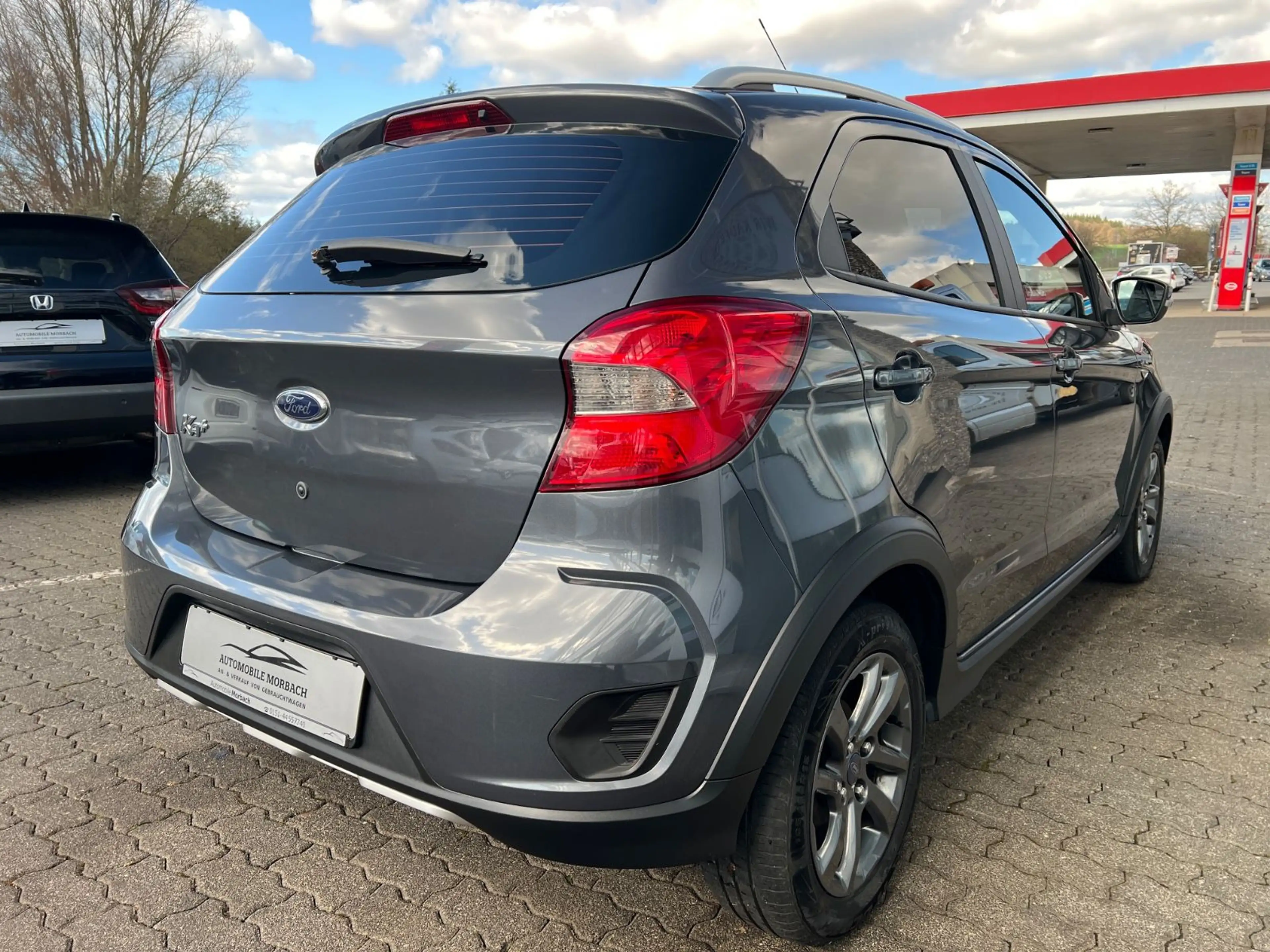 Ford Ka/Ka+ KA+ Active 1.2*KLIMAA-*SITZ-HZG*MFL*TEMPO*2HAND* — photo 9