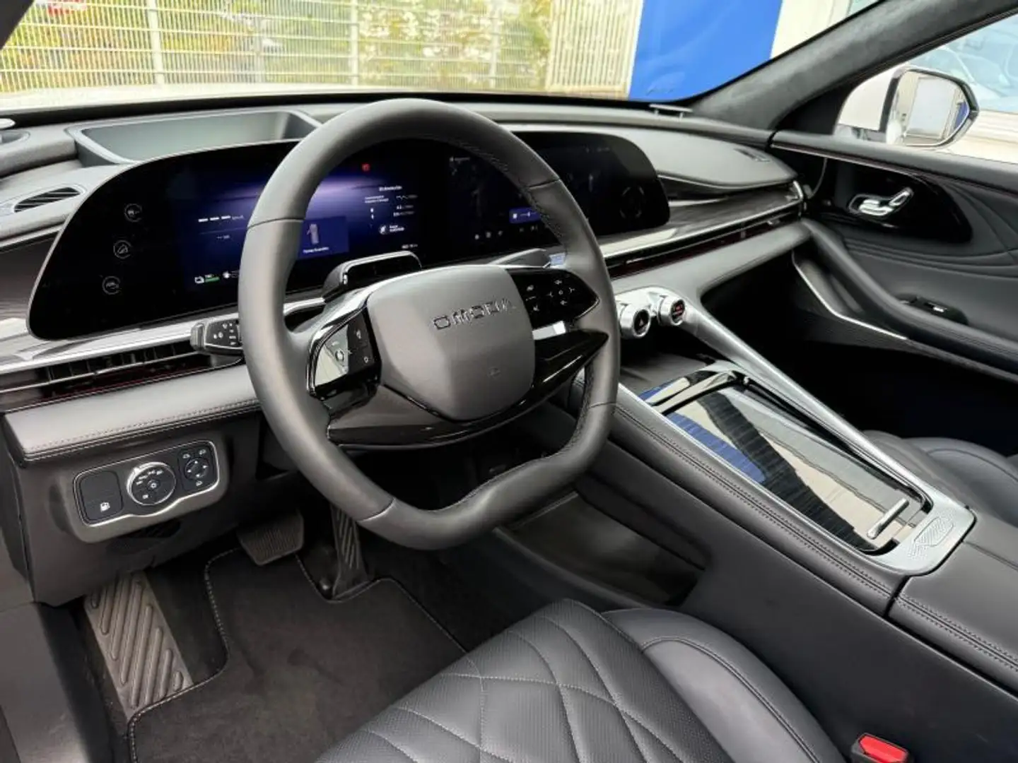 Omoda 9 SHS PREMIUM Weiß - 2
