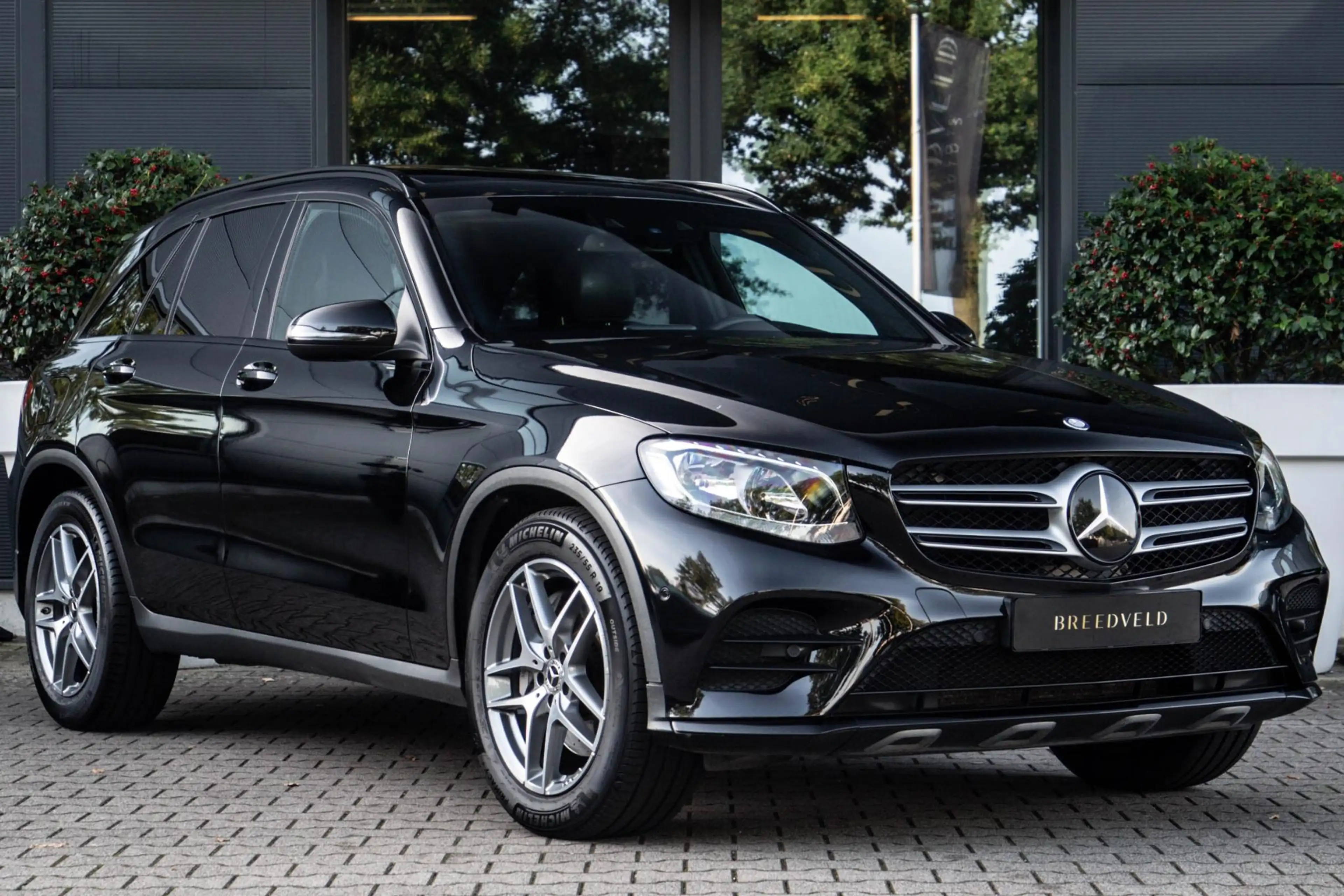 Mercedes-Benz GLC 250 4MATIC — photo 13