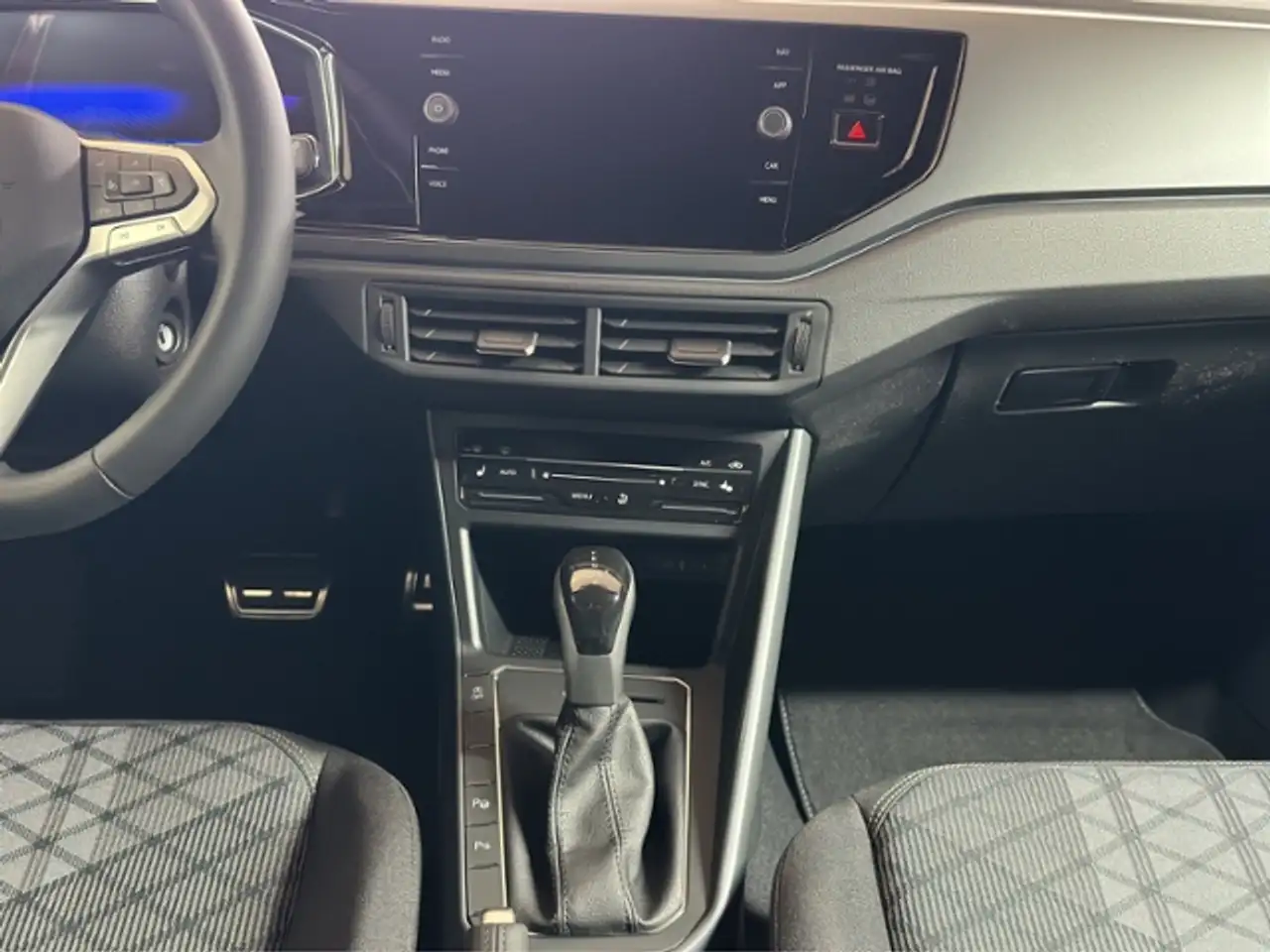 Volkswagen Taigo 1,0 l TSI 85 kW (116 PS) DSG R-Line 11