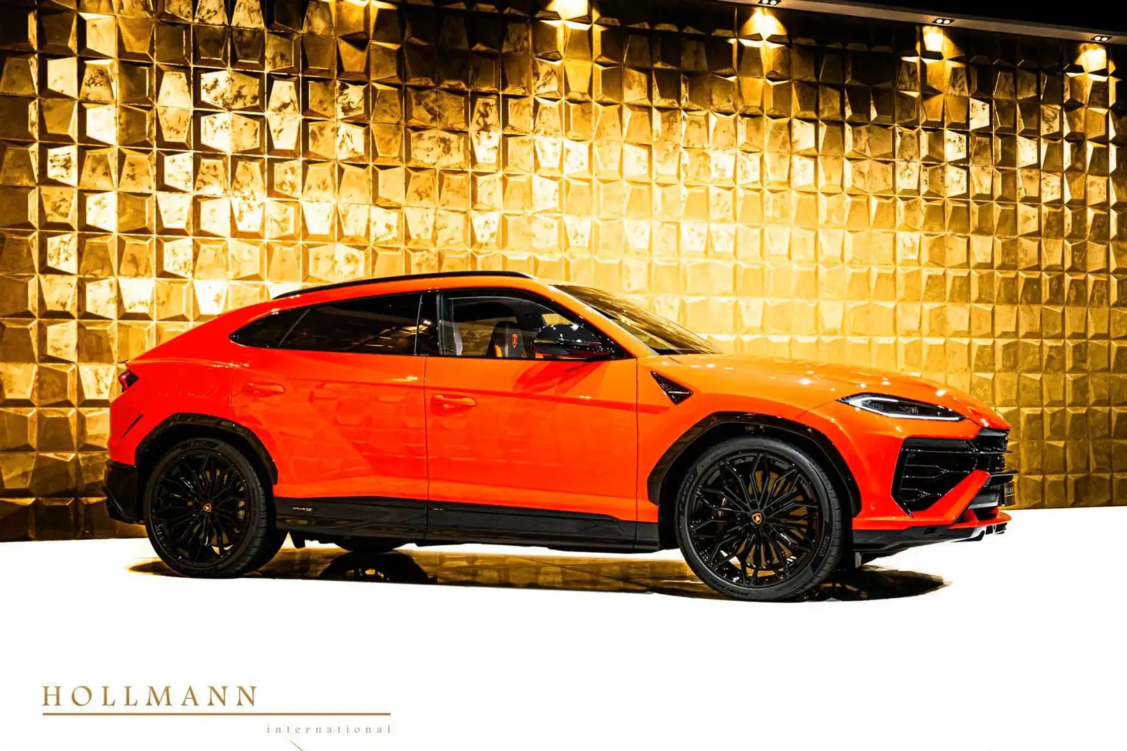 Lamborghini Urus SE + BANG & OLUFSEN 3D+ CARBON Orange - 2