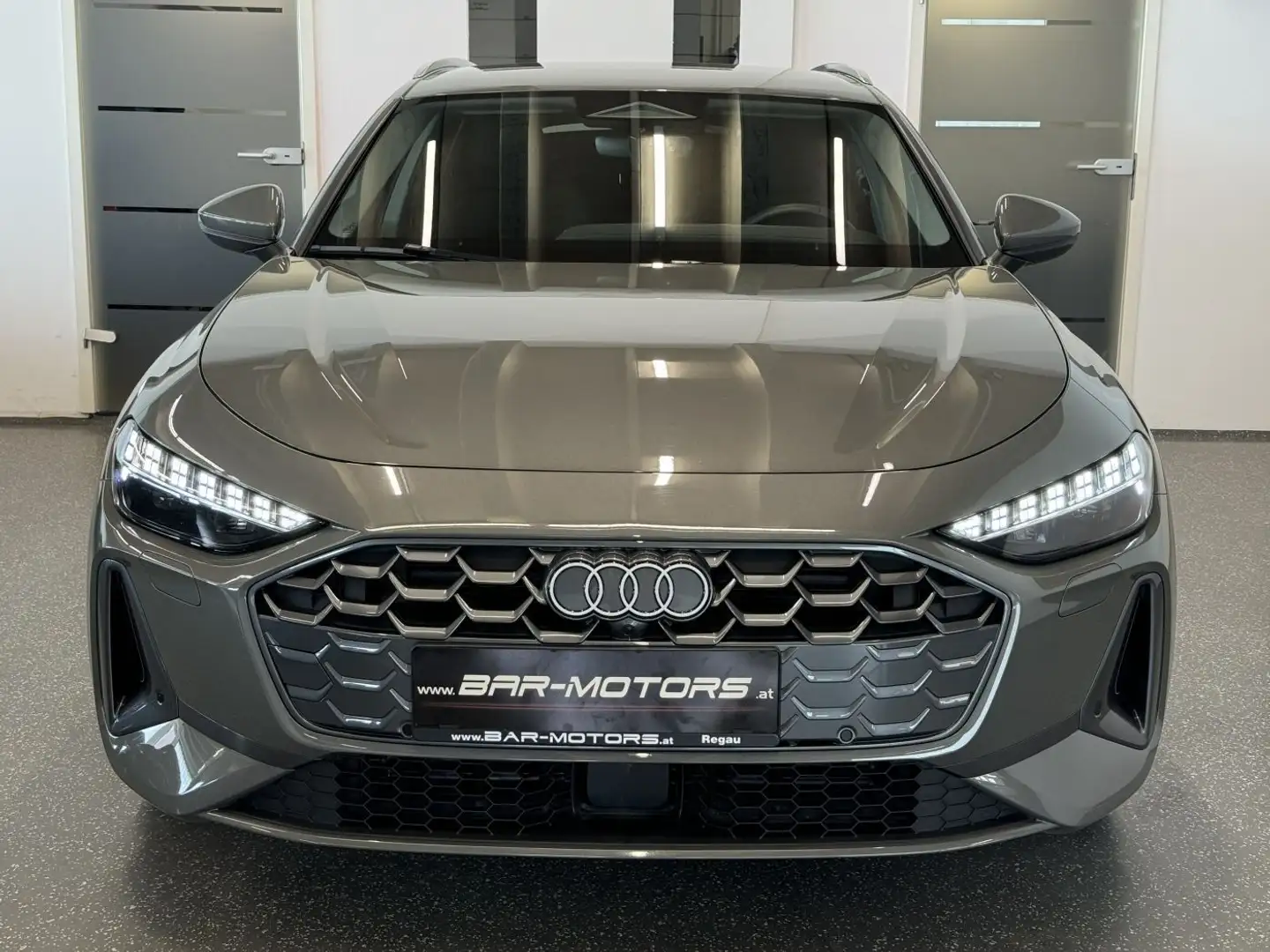 Audi A5 2.0 TDI Avant quattro *SPORT*AHK*LED*STHZ*KAMERA* Blau - 2