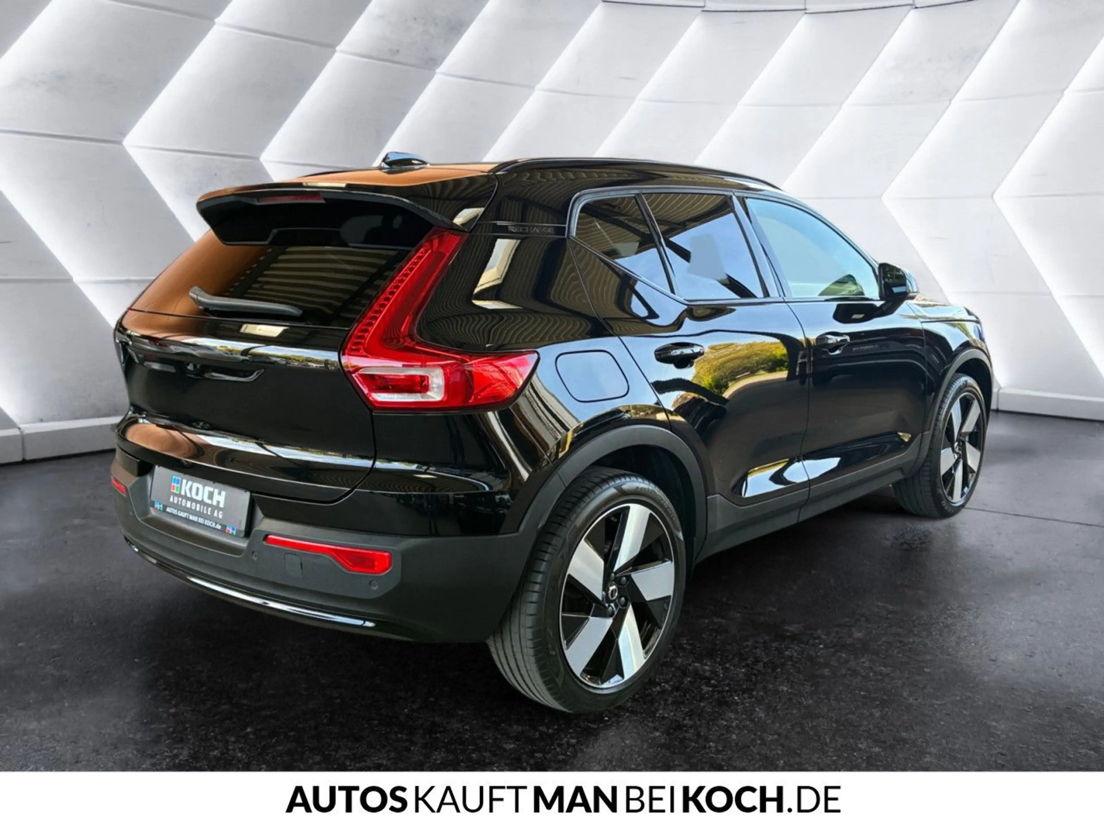 Volvo XC40 T5 Recharge Plus Dark ACC FHZ H/K SHZ LHZ — photo 4