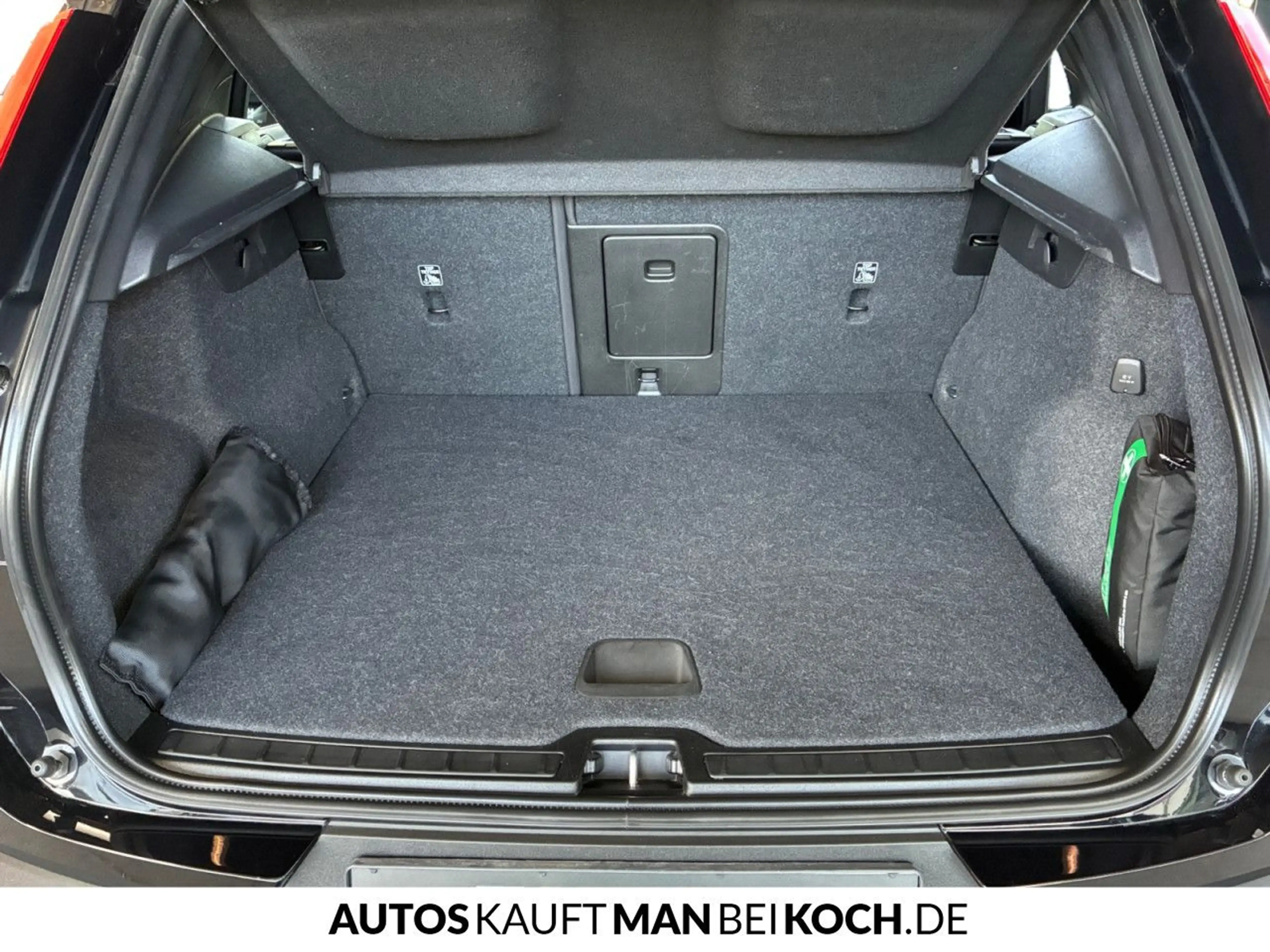 Volvo XC40 T5 Recharge Plus Dark ACC FHZ H/K SHZ LHZ — photo 14