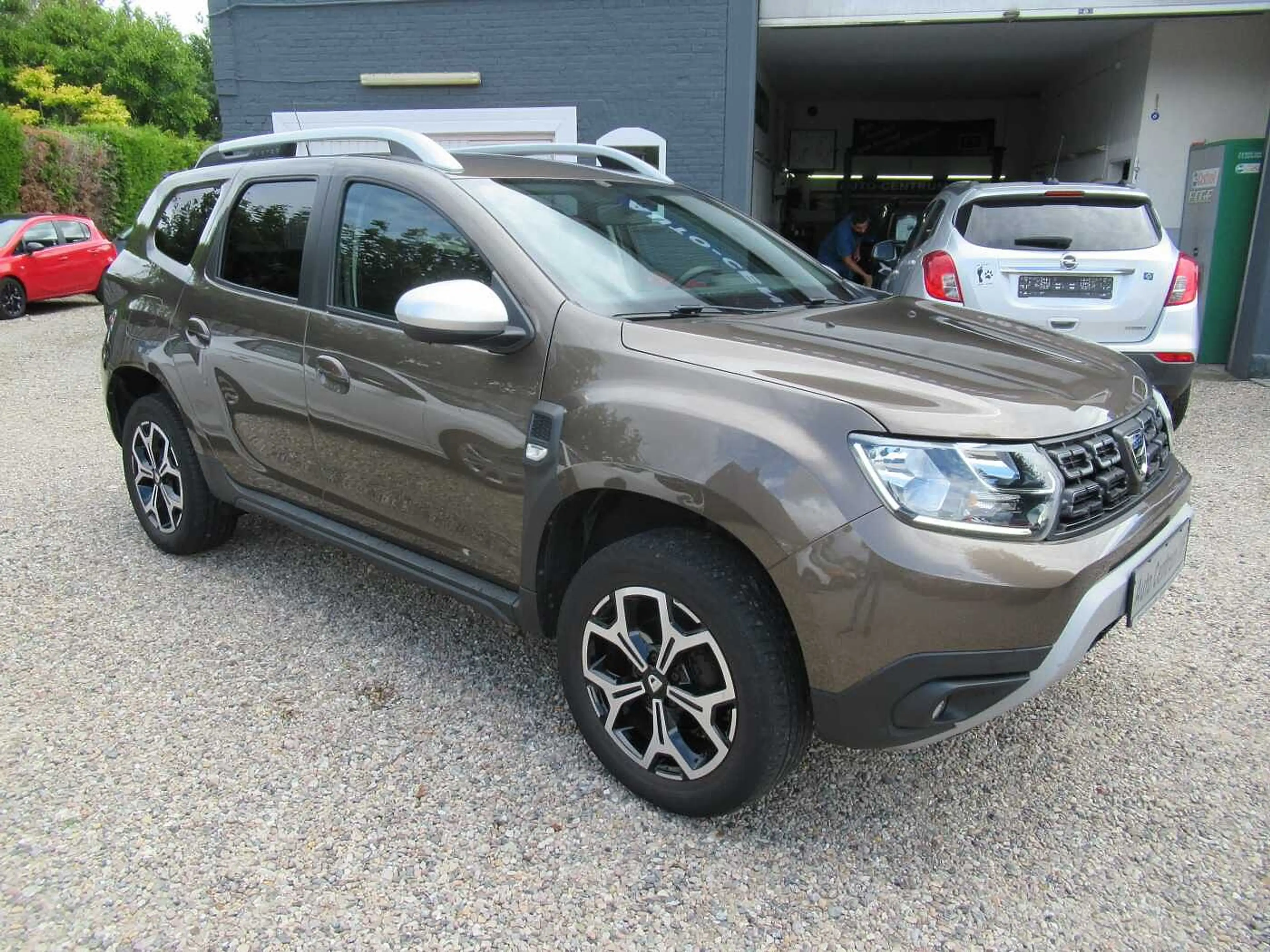 Dacia Duster TCe Prestige — photo 3