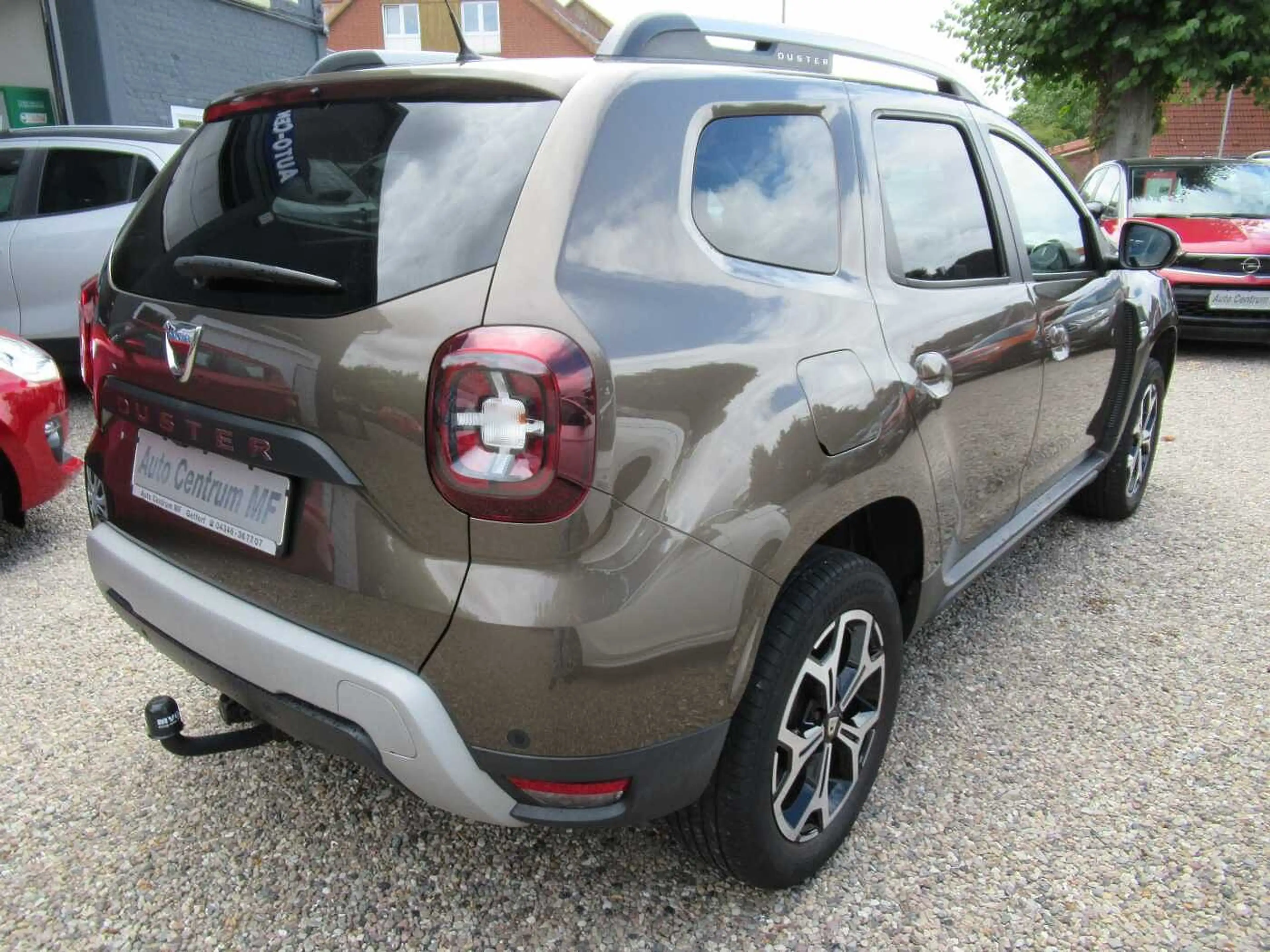 Dacia Duster TCe Prestige — photo 4