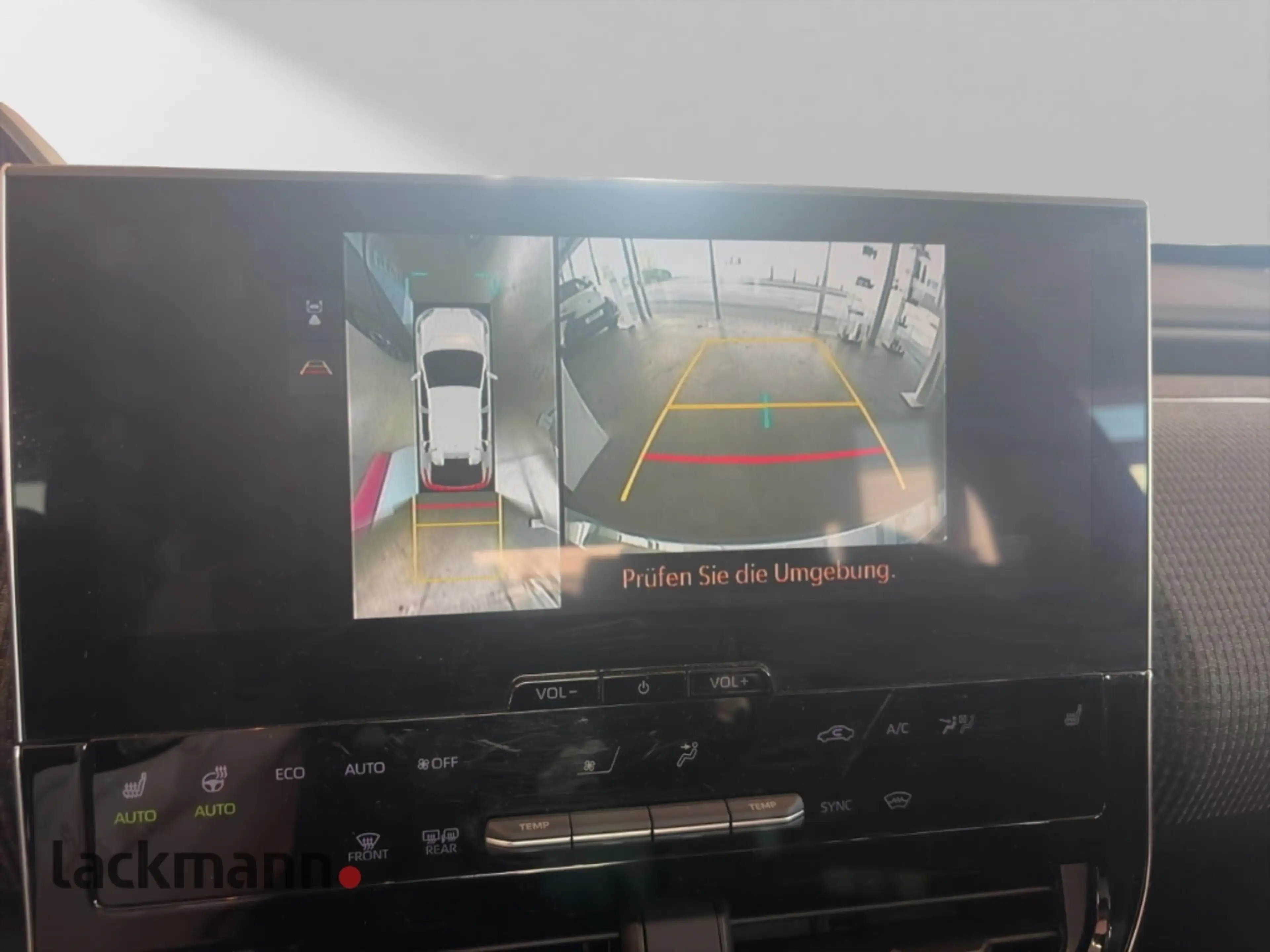 Toyota bZ4X *Elektro*360°Kamera*Comfort*Navi*LED*CarPlay*DAB* — photo 13