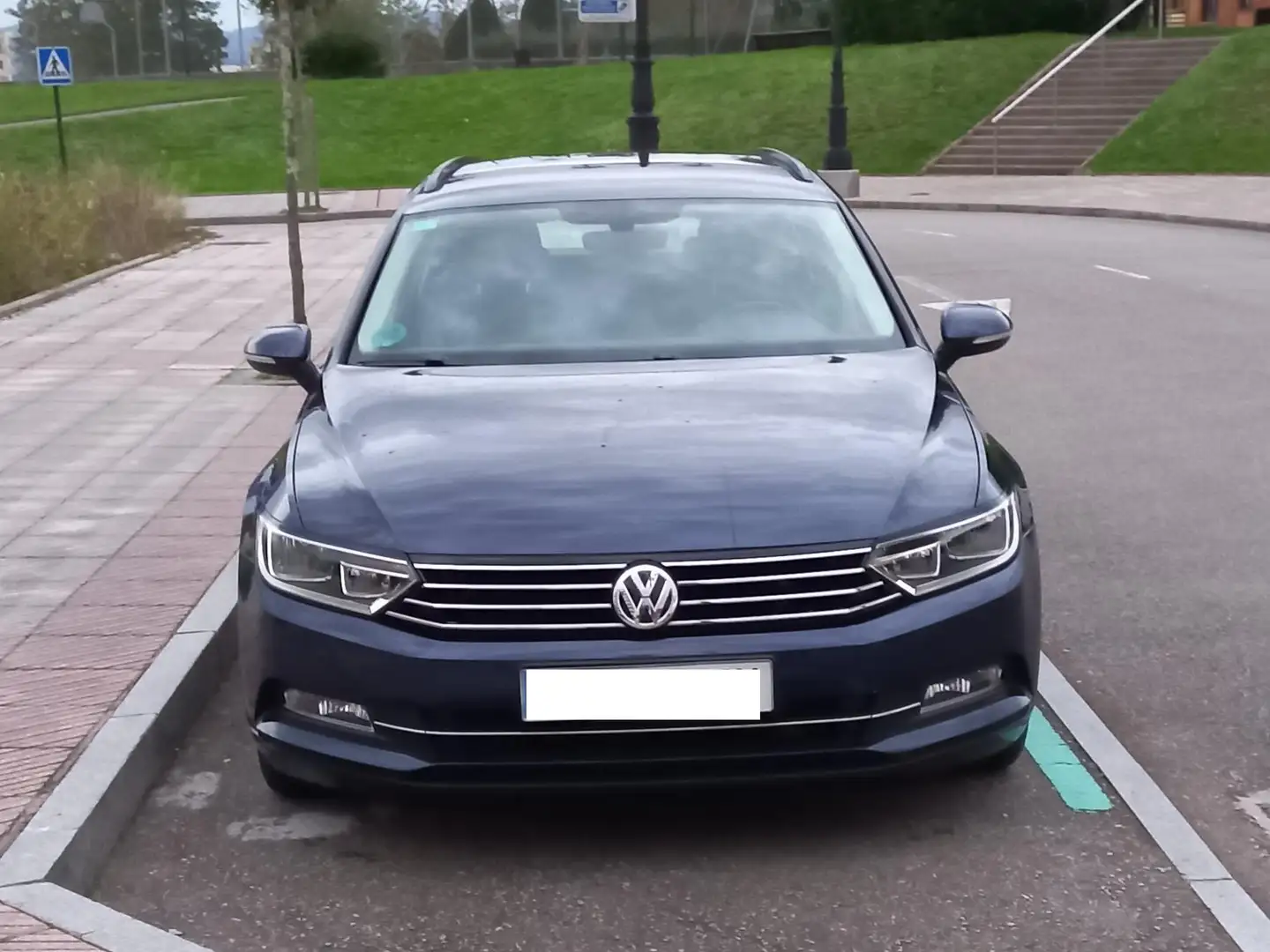 Volkswagen Passat Variant Passat Variant 2.0TDI Advance 110kW Advance Azul - 2