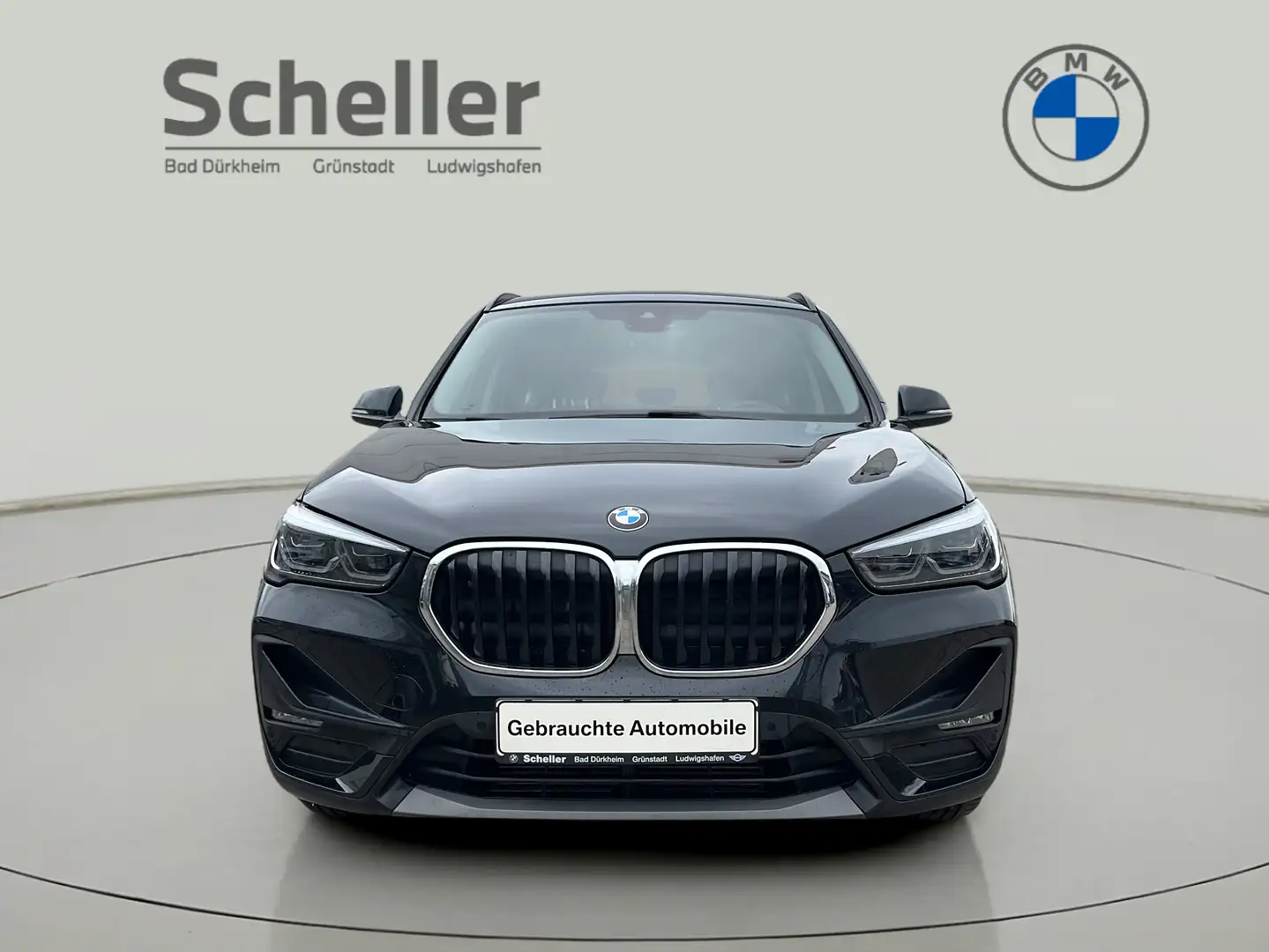 BMW X1 xDrive20d A Advantage DAB LED RFK Navi Shz Nero - 2