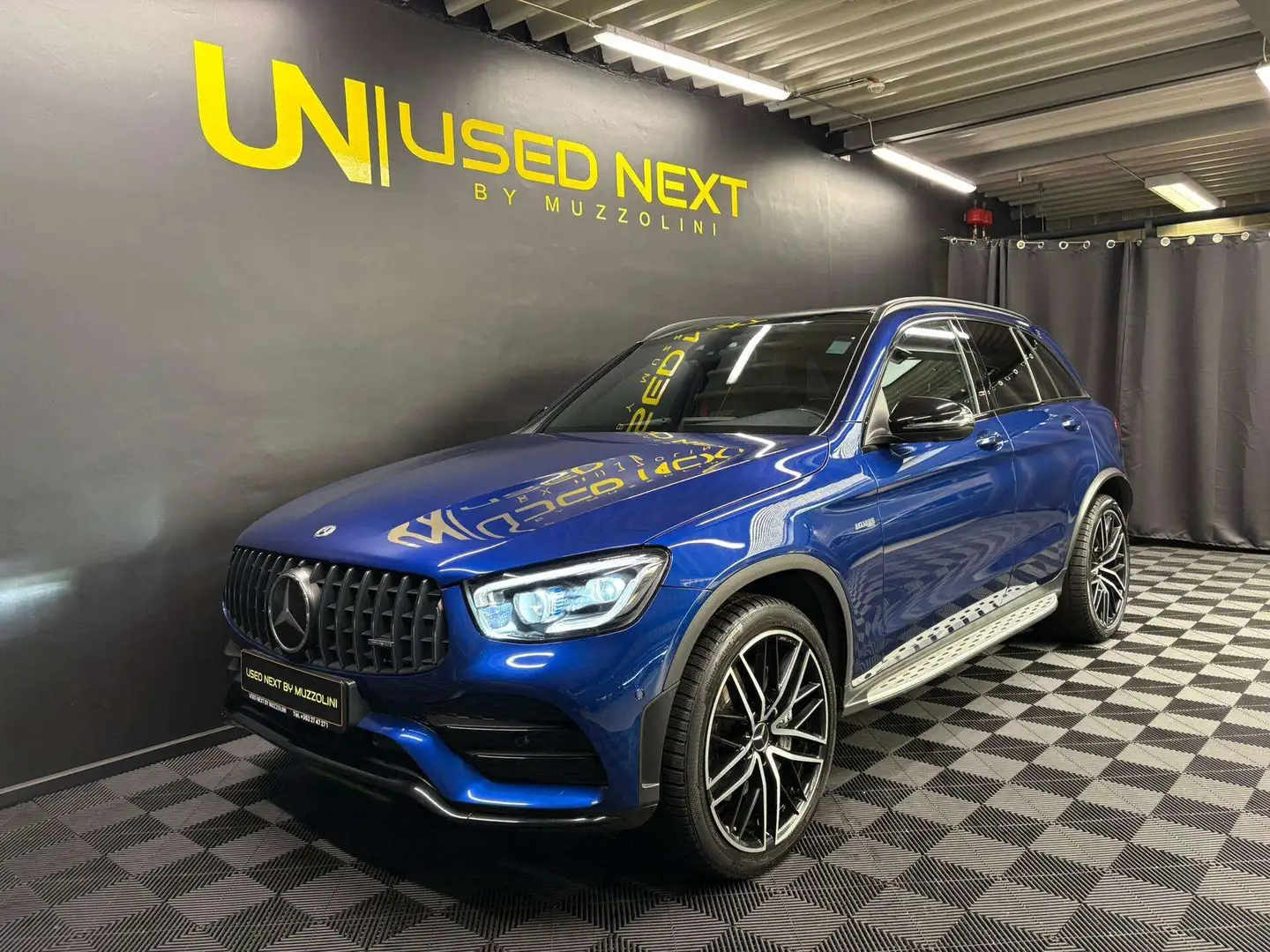 Mercedes-Benz GLC 43 AMG 4MATIC Modrá - 1