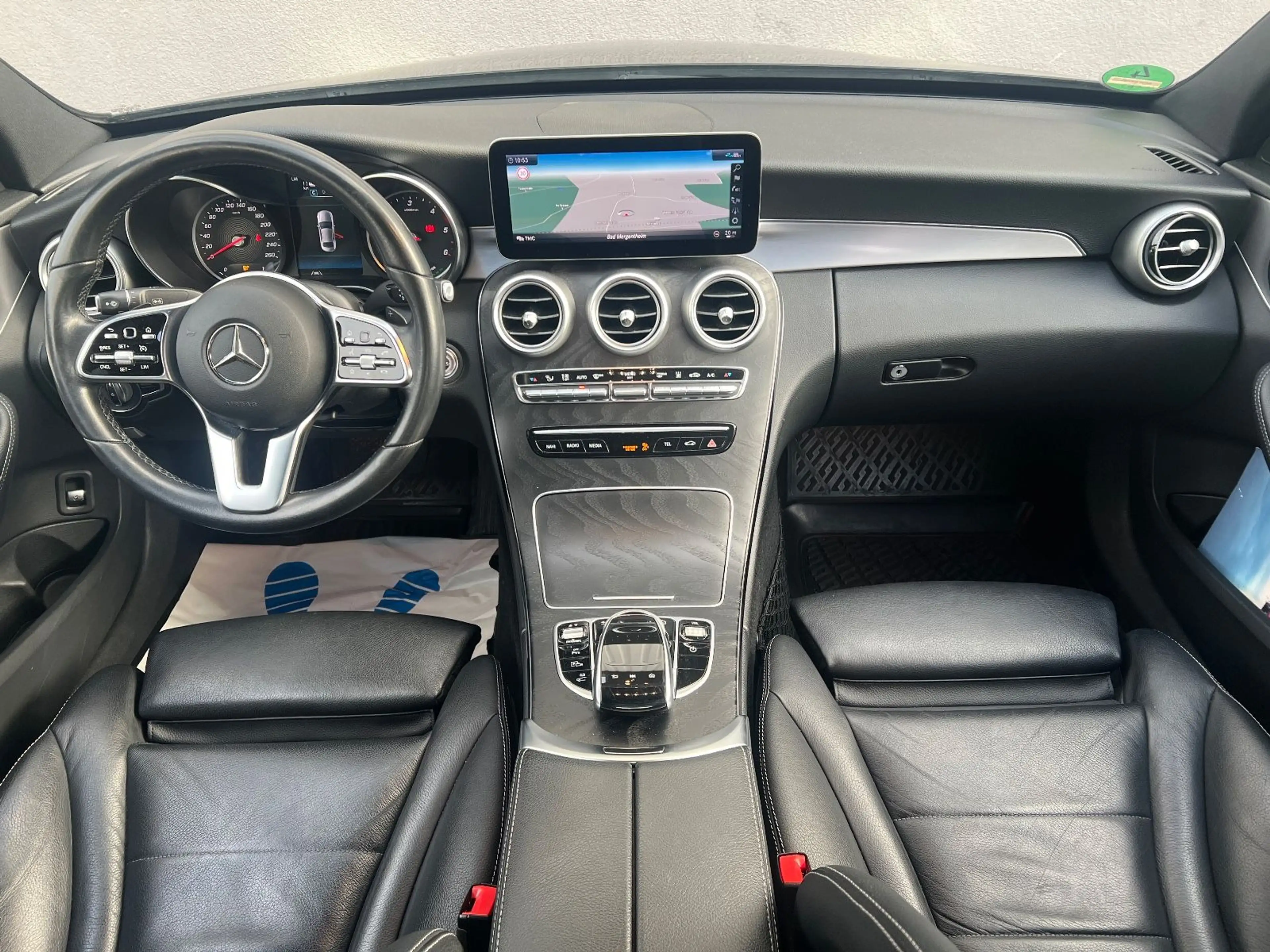 Mercedes-Benz C 300 Limousine *TÜVNEU*LEDER*LED*NAVI* — photo 11