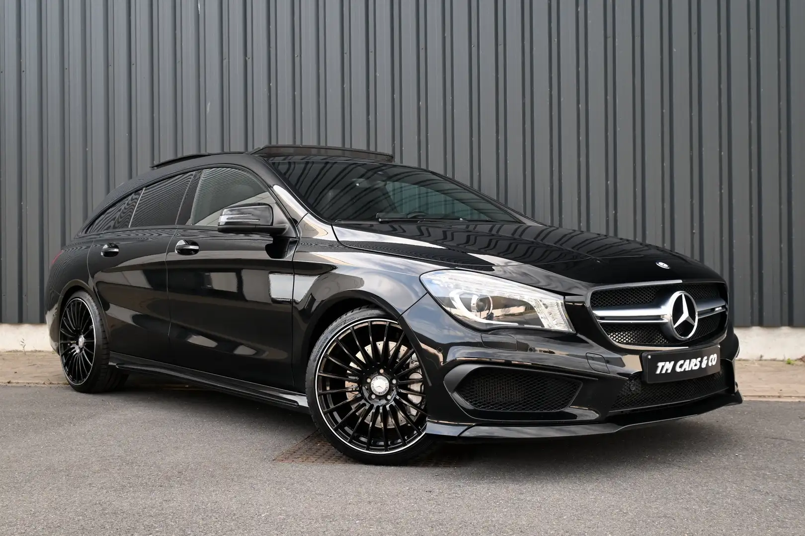 Mercedes-Benz CLA 45 AMG 4 matic, 380PK / Pano, Trekh, Cruise, Camera, Led Noir - 1