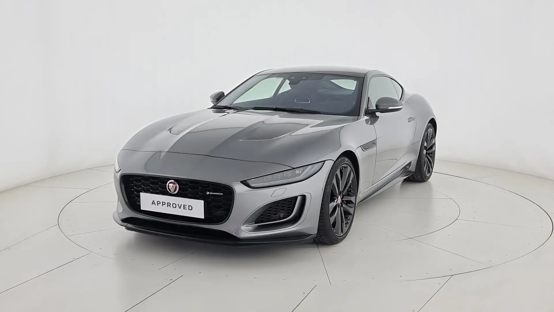 Jaguar F-Type 5.0 V8 450 CV aut Coupé R-Dynamic Gris - 1