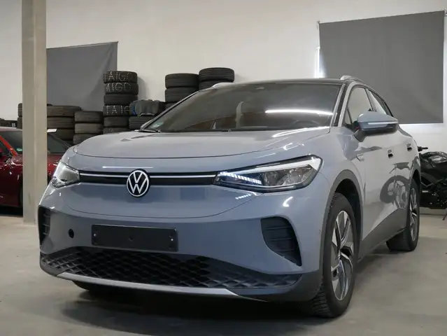 Volkswagen ID.4 Pure Performance 125 kW R-KAM NAVI ACC CARP