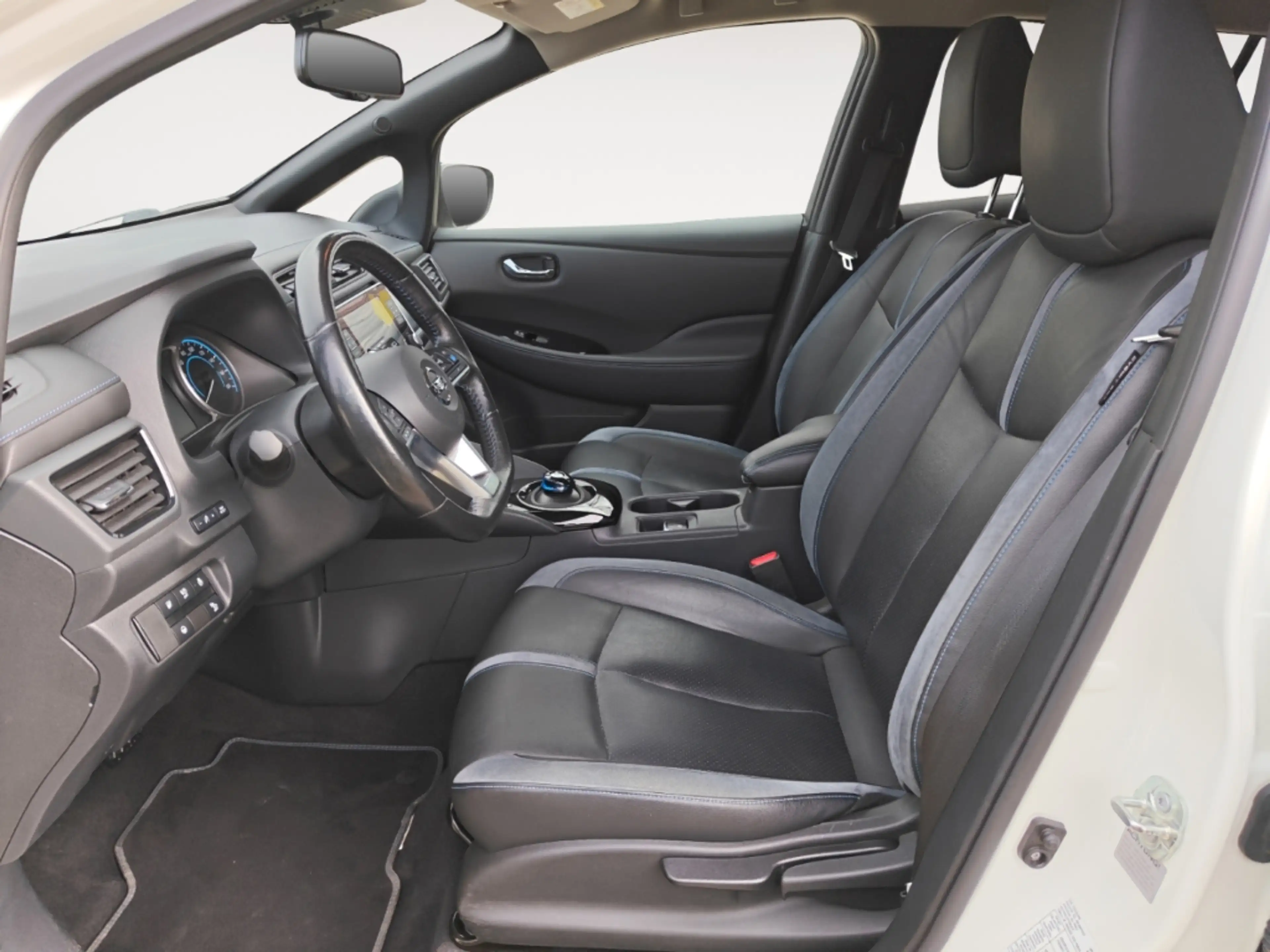 Nissan Leaf e+ Tekna Navi Leder Soundsystem Bose 360 Kamera LE — photo 11