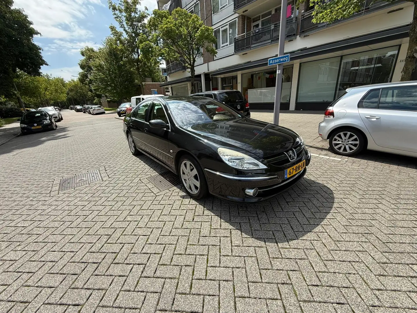 Peugeot 607 2.2-16V Executive Чорний - 2