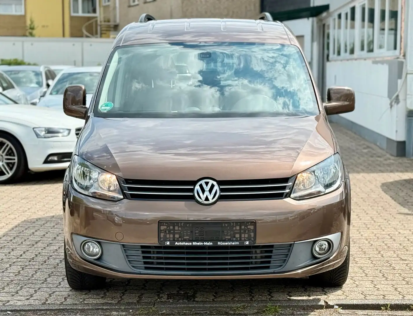Volkswagen Caddy Comfortline*Aut*Nav*Pdc*Ahk*Shz*Tempomat Braun - 2
