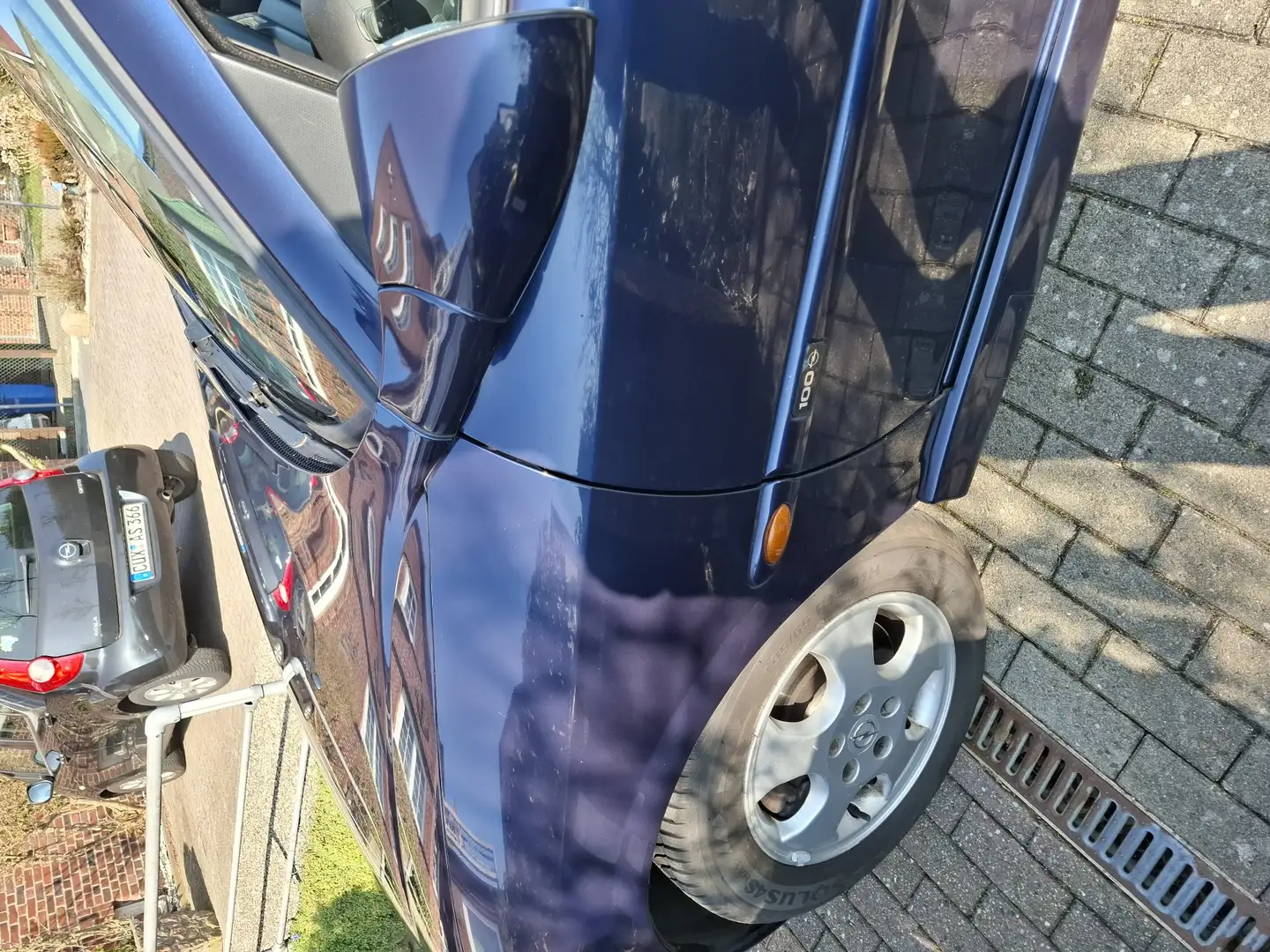 Opel Vectra 1.6 Edition 100 - 1