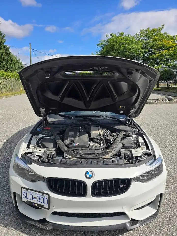 BMW M3 снимка BMW M3