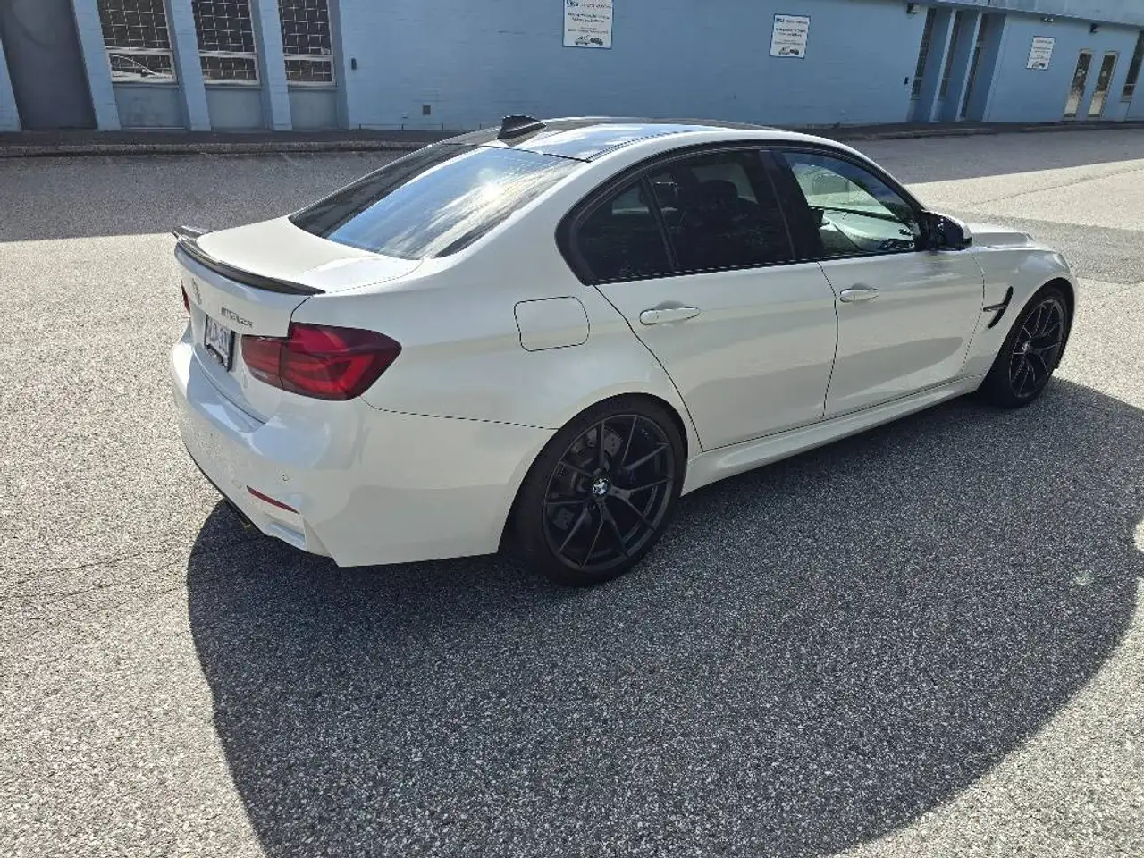 BMW M3 снимка BMW M3