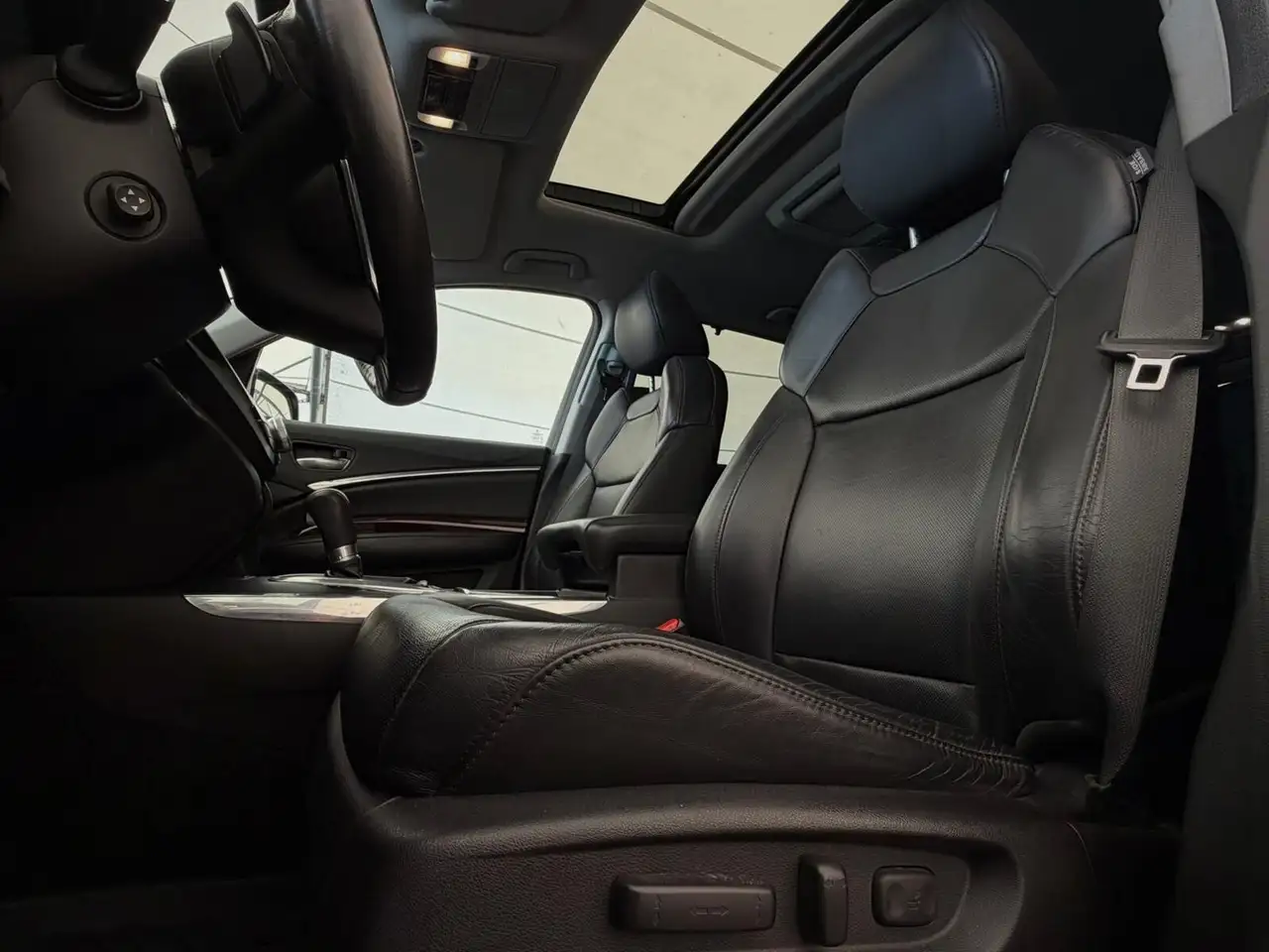 Acura MDX снимка Acura MDX