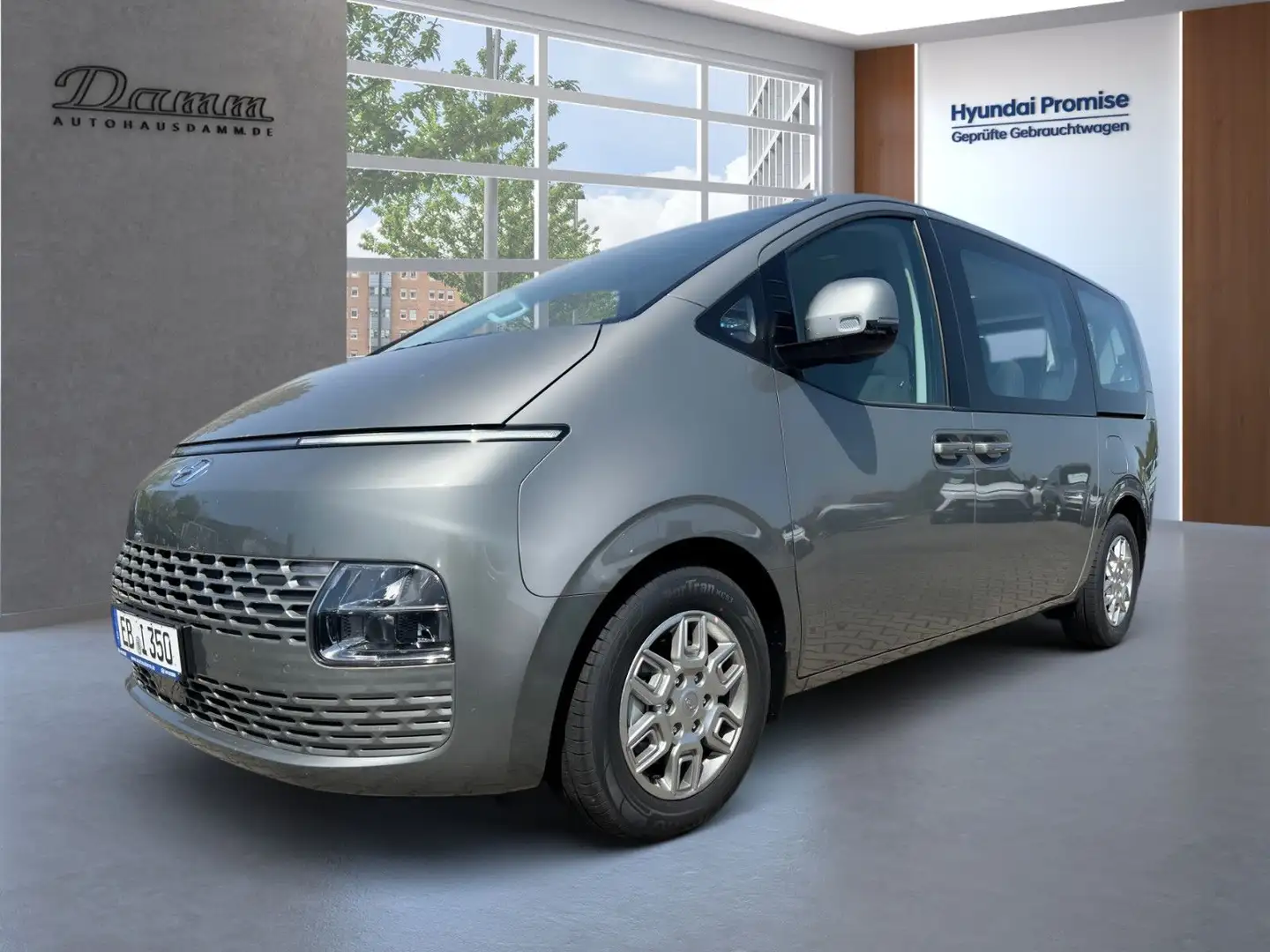 Hyundai STARIA 9Sitzer MJ23 2.2 Diesel, Allrad Trend Grau - 1