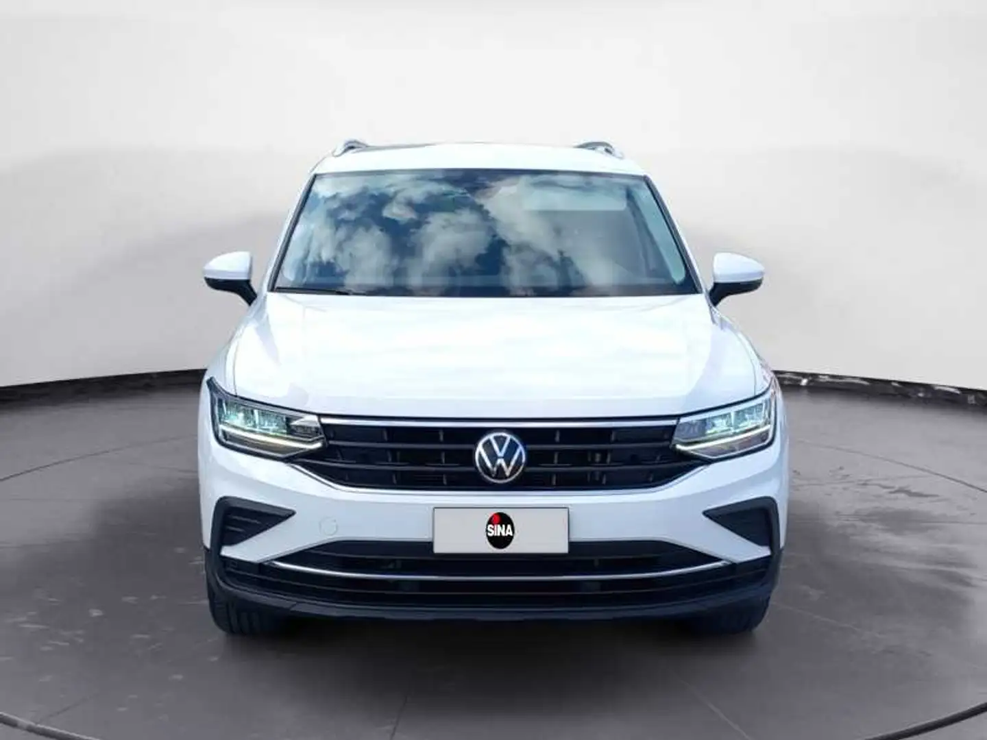 Volkswagen Tiguan 1.5 tsi Life 150cv dsg Blanco - 2
