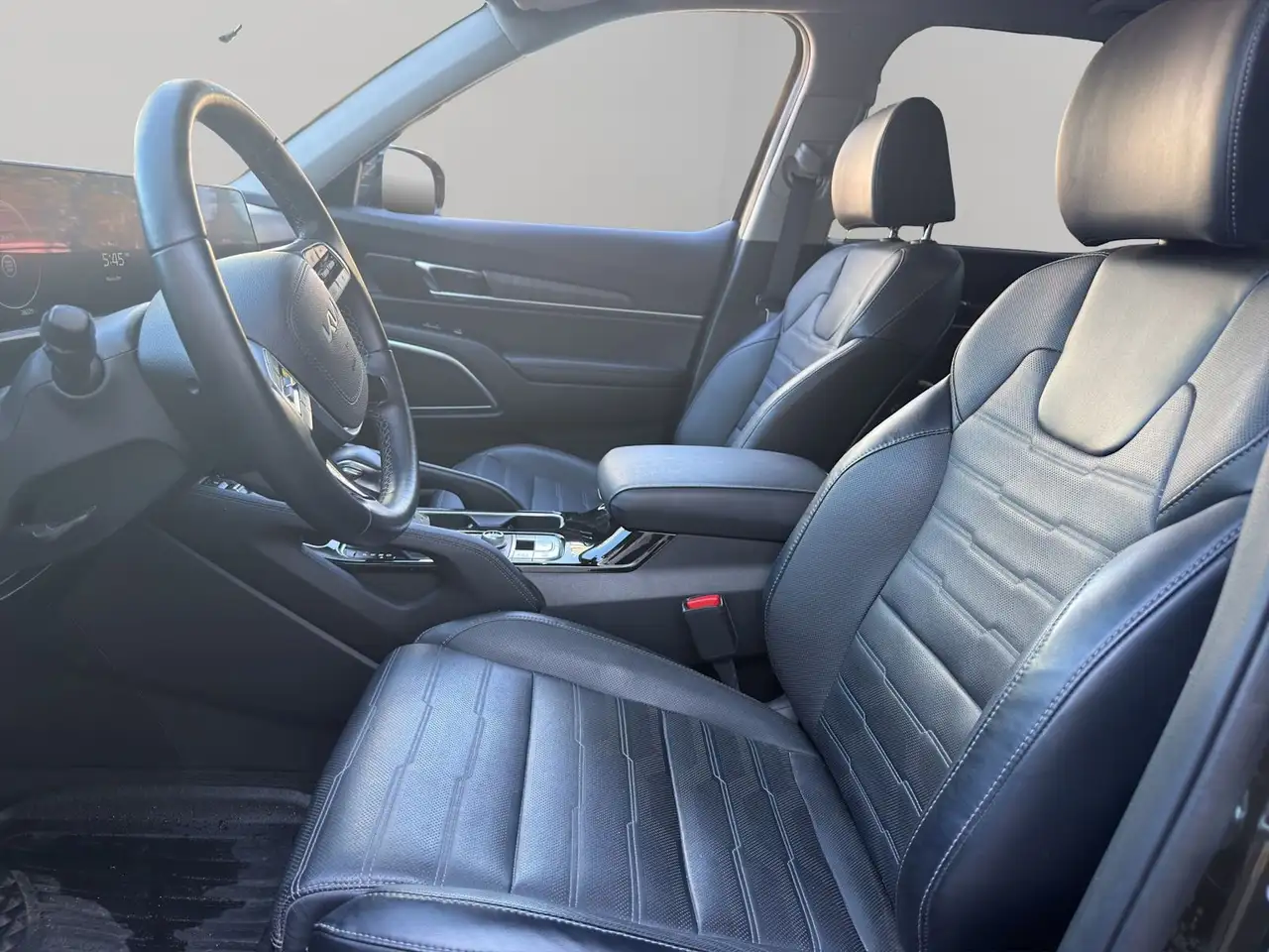 Kia Telluride снимка Kia Telluride