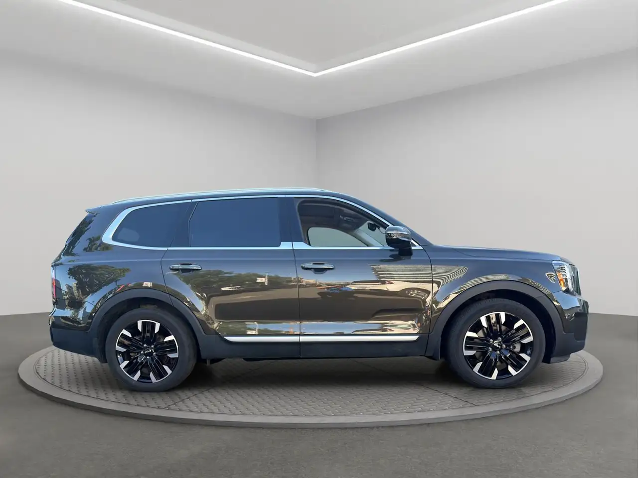 Kia Telluride снимка Kia Telluride