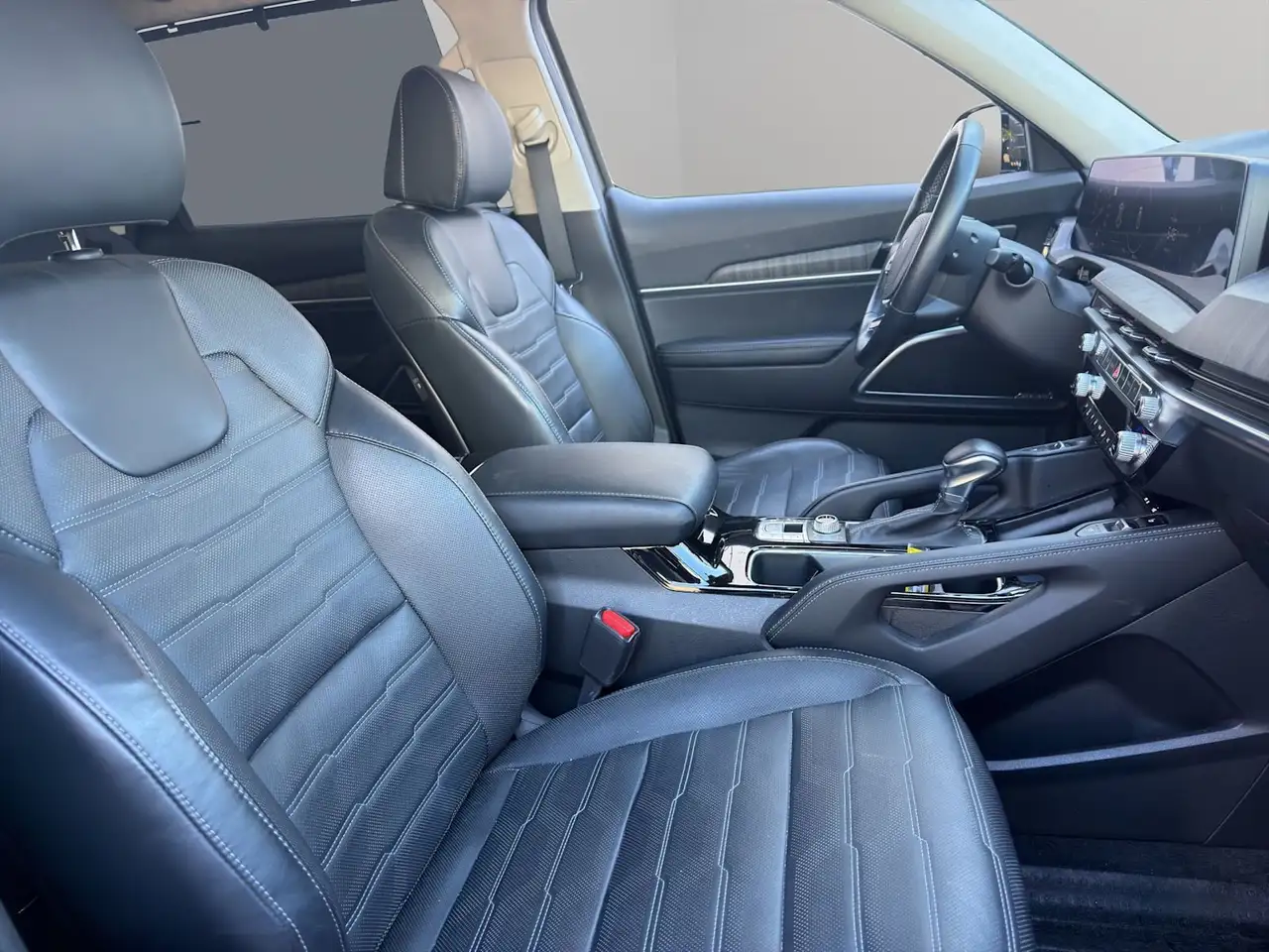 Kia Telluride снимка Kia Telluride