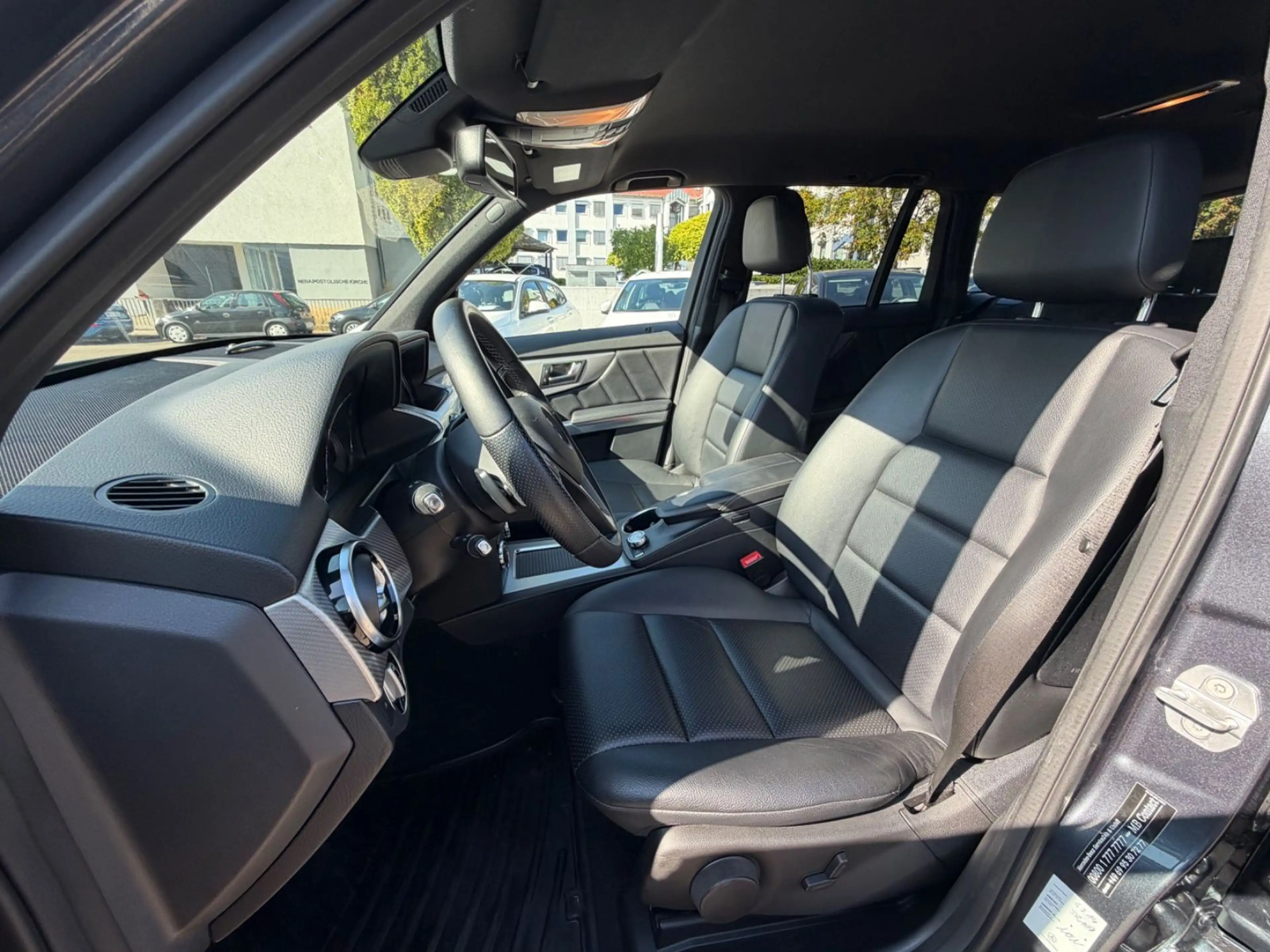 Mercedes-Benz GLK 250 CDI 4Matic AMG Sport Paket*Leder*Navi*AHK — photo 11