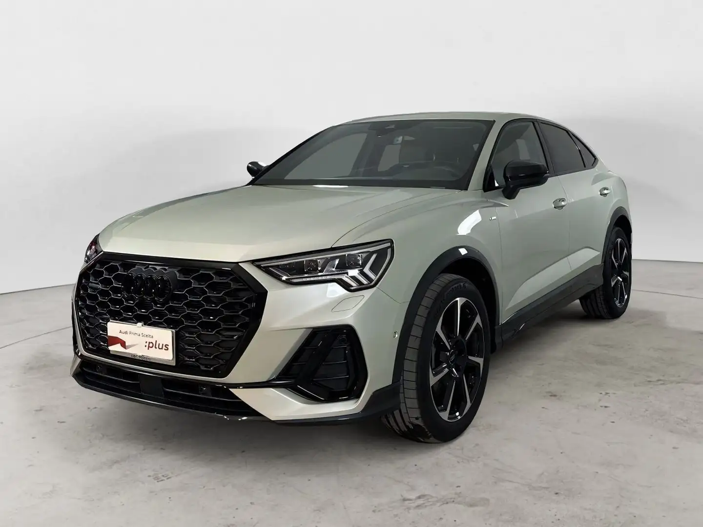 Audi Q3 SPB 40 TDI quattro S tronic S line edition Zilver - 1