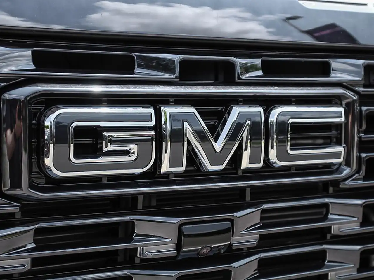 GMC Sierra 3500HD photo GMC Sierra 3500HD
