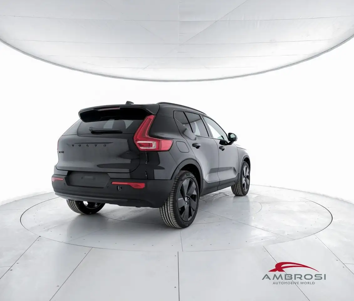 Volvo XC40 2026