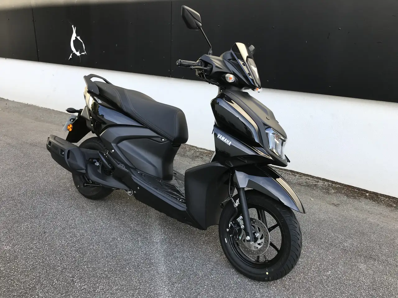 Yamaha RayZR