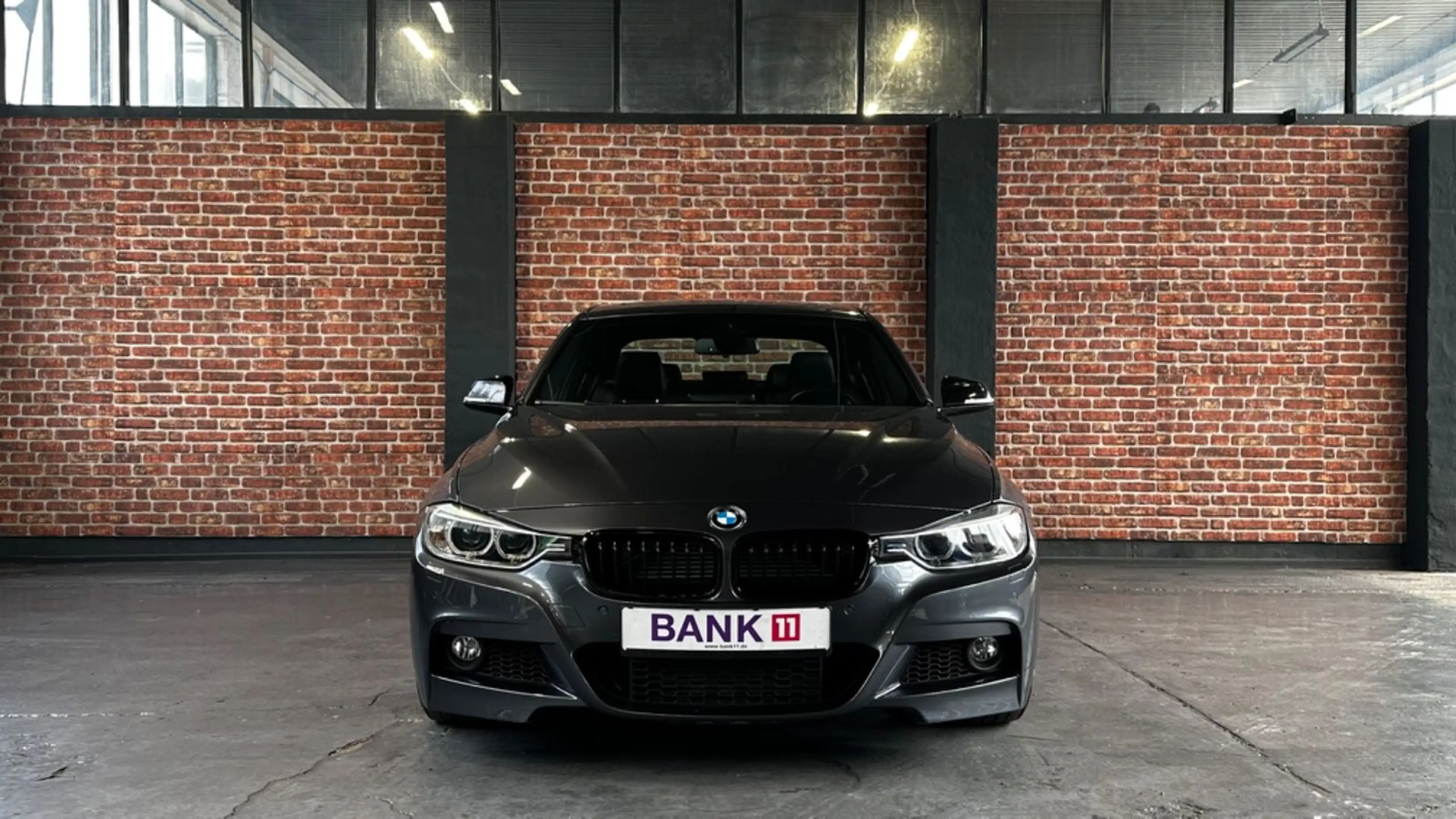 BMW 335 i Hybrid LEDER*KAMERA*XENON*TEMPOMAT — photo 2