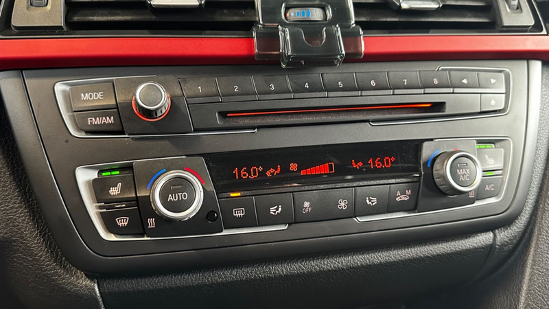 BMW 335 i Hybrid LEDER*KAMERA*XENON*TEMPOMAT — photo 13
