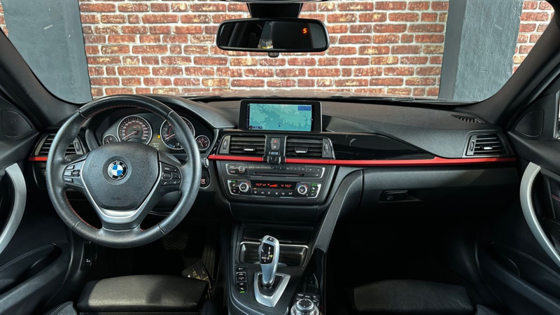 BMW 335 i Hybrid LEDER*KAMERA*XENON*TEMPOMAT — photo 12
