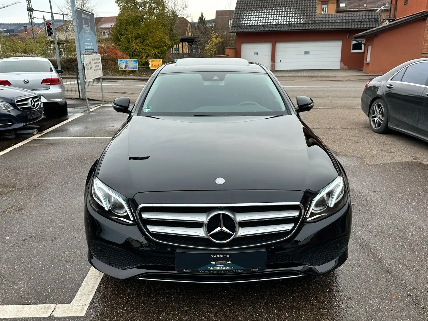 Mercedes-Benz E 350 Lim. E 350 d*COMAND*MULTIBEAM*SCHIEBEDACH*360°* Zwart - 2