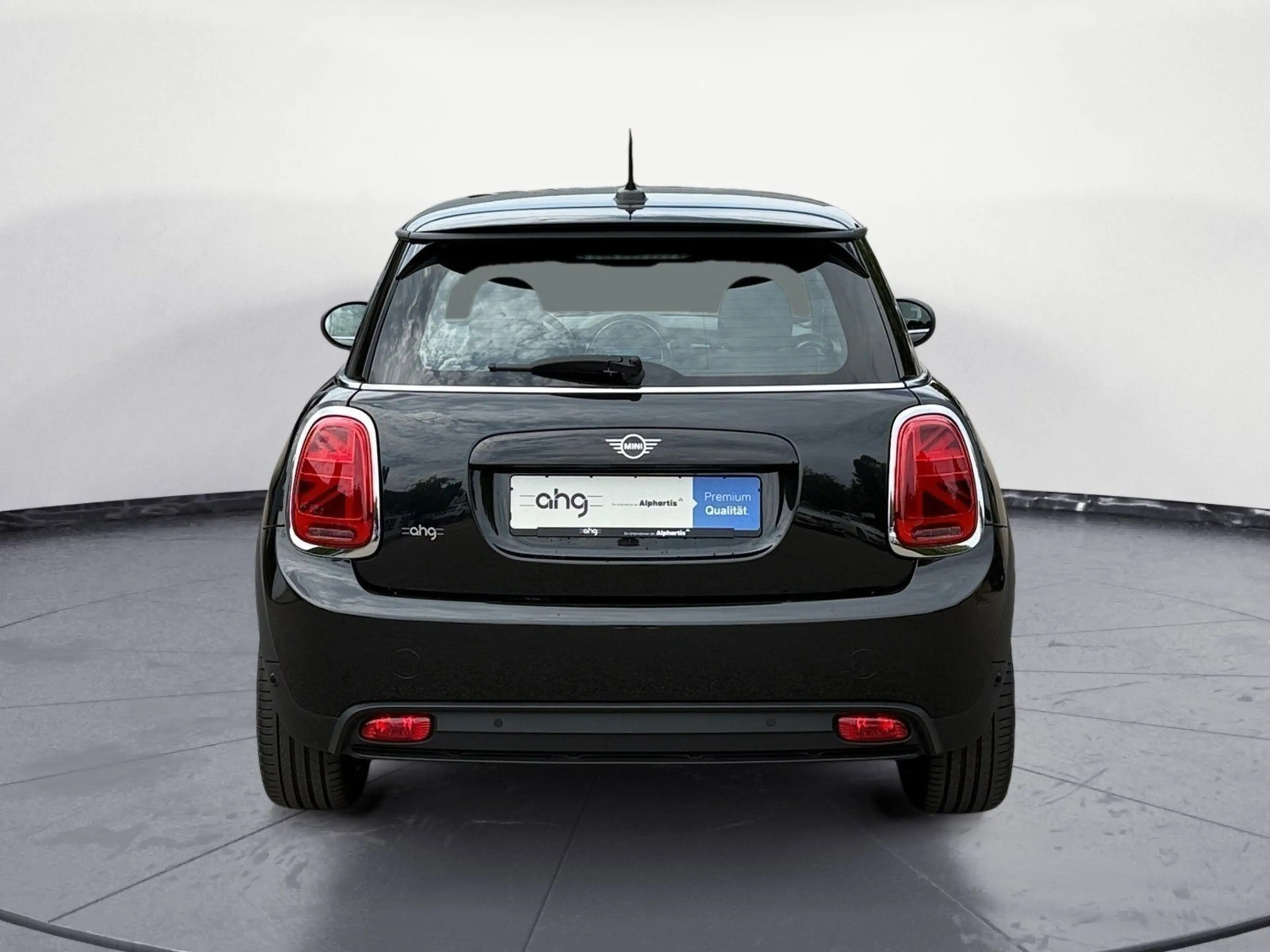 MINI Cooper SE . Classic Trim Navi Klima PDC DAB LED S — photo 6