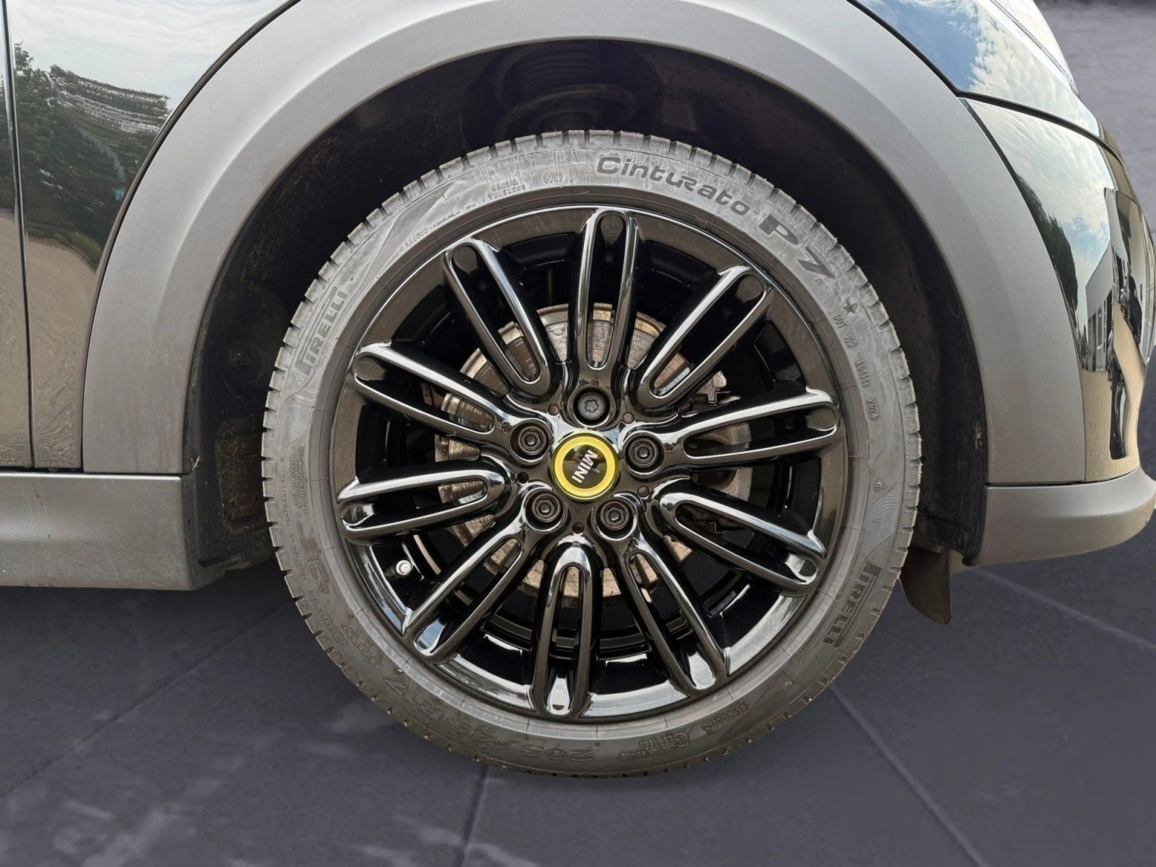 MINI Cooper SE . Classic Trim Navi Klima PDC DAB LED S — photo 8