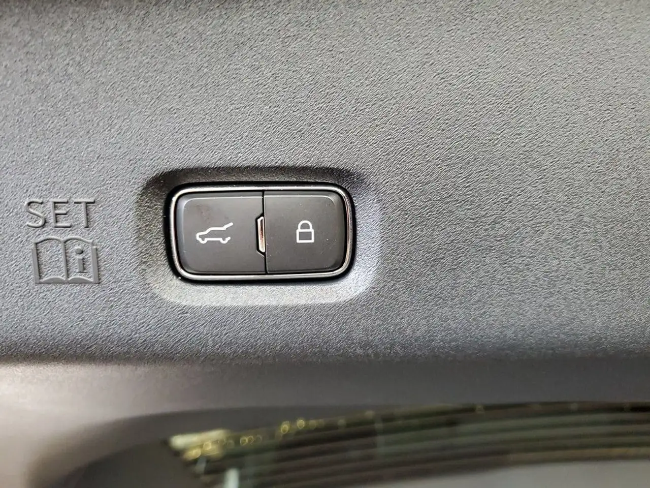 Ford Expedition снимка Ford Expedition