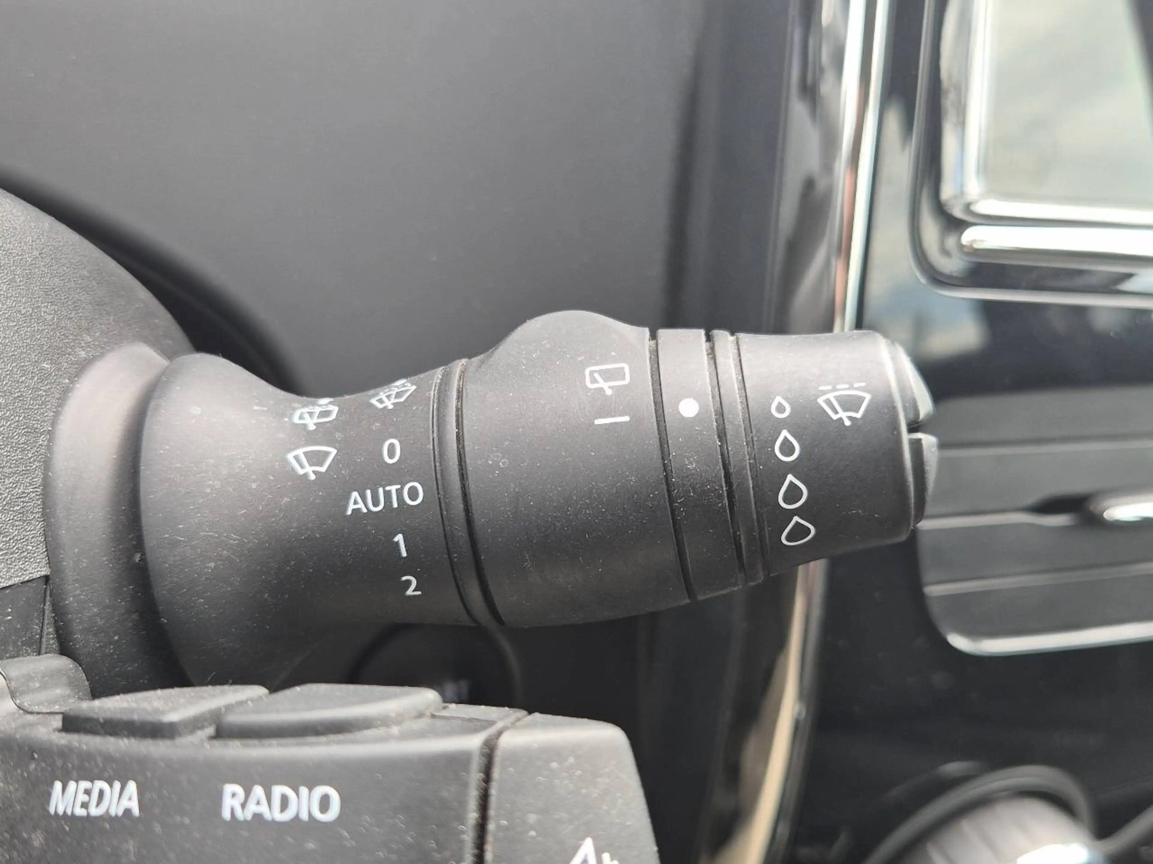 Renault ZOE Zoe 52 kWh R110 Life ZE50 B-rent — photo 10