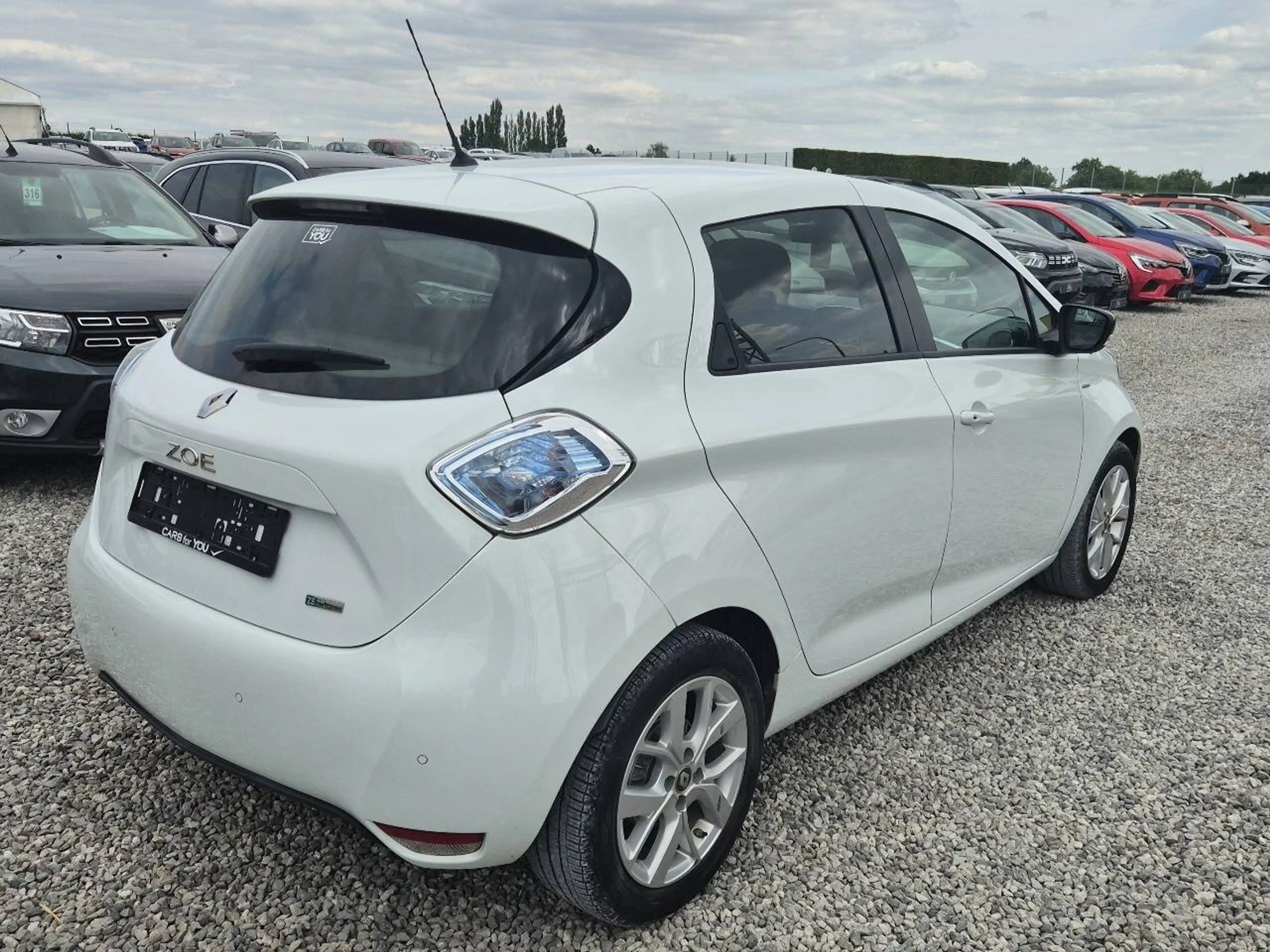Renault ZOE Zoe 52 kWh R110 Life ZE50 B-rent — photo 3
